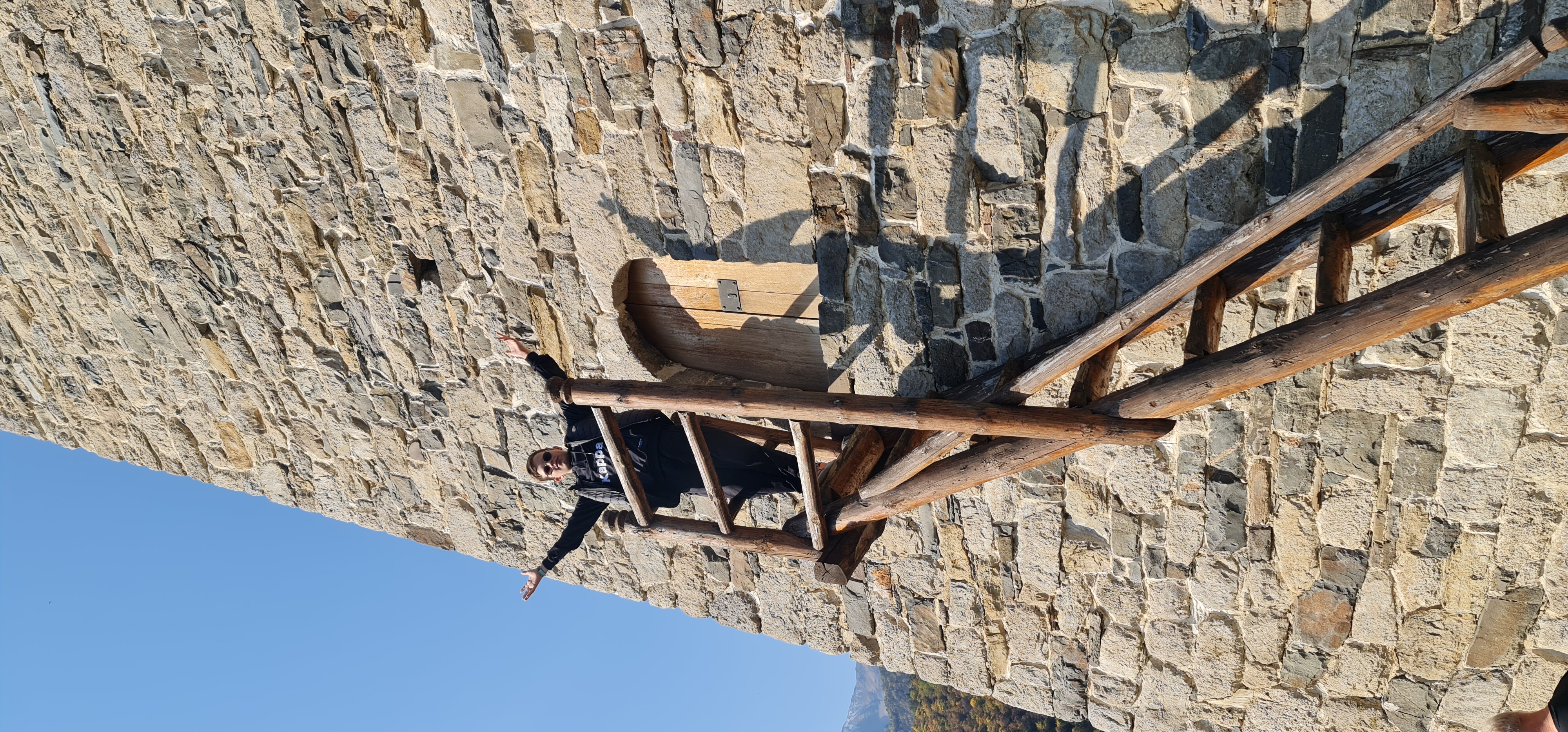 Лайт. - Ешь. Восхищайся. Люби. Путешествие по Кавказу. (6/40)