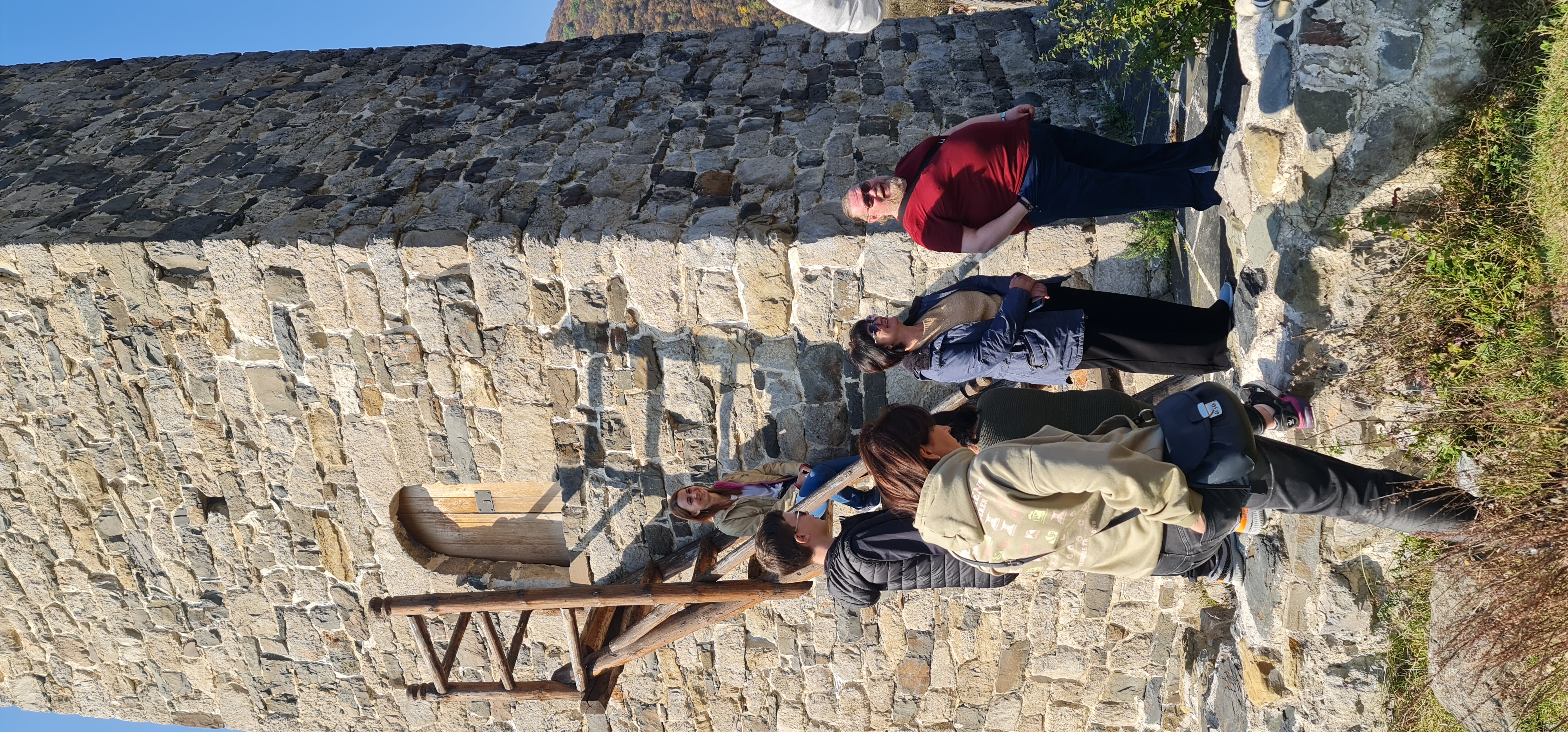 Лайт. - Ешь. Восхищайся. Люби. Путешествие по Кавказу. (7/40)