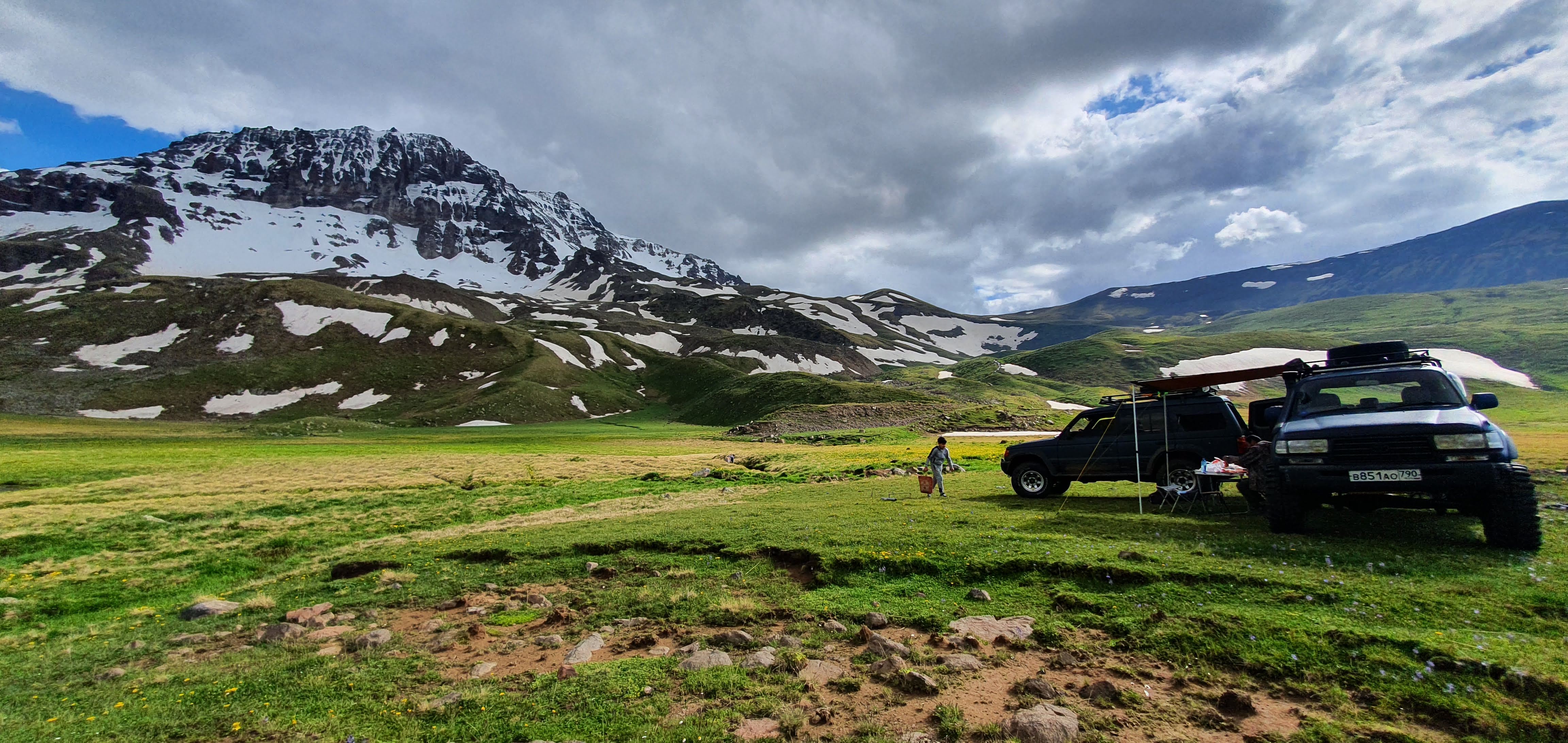 ГОРНОЕ ОЗЕРО РАПИ и плавание на САП (2/14)