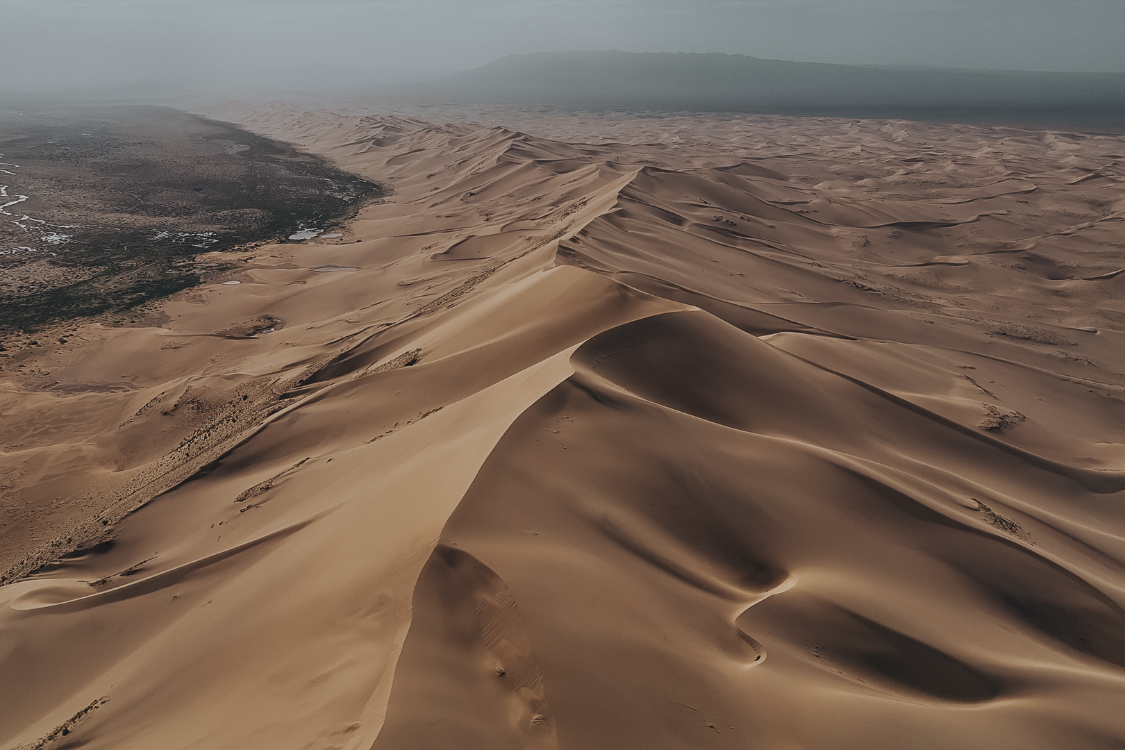 Modern Nomads - к золотым пескам Гоби (5/59)