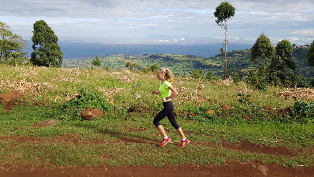 Беговое сафари в среднегорье Уганды (5/26)