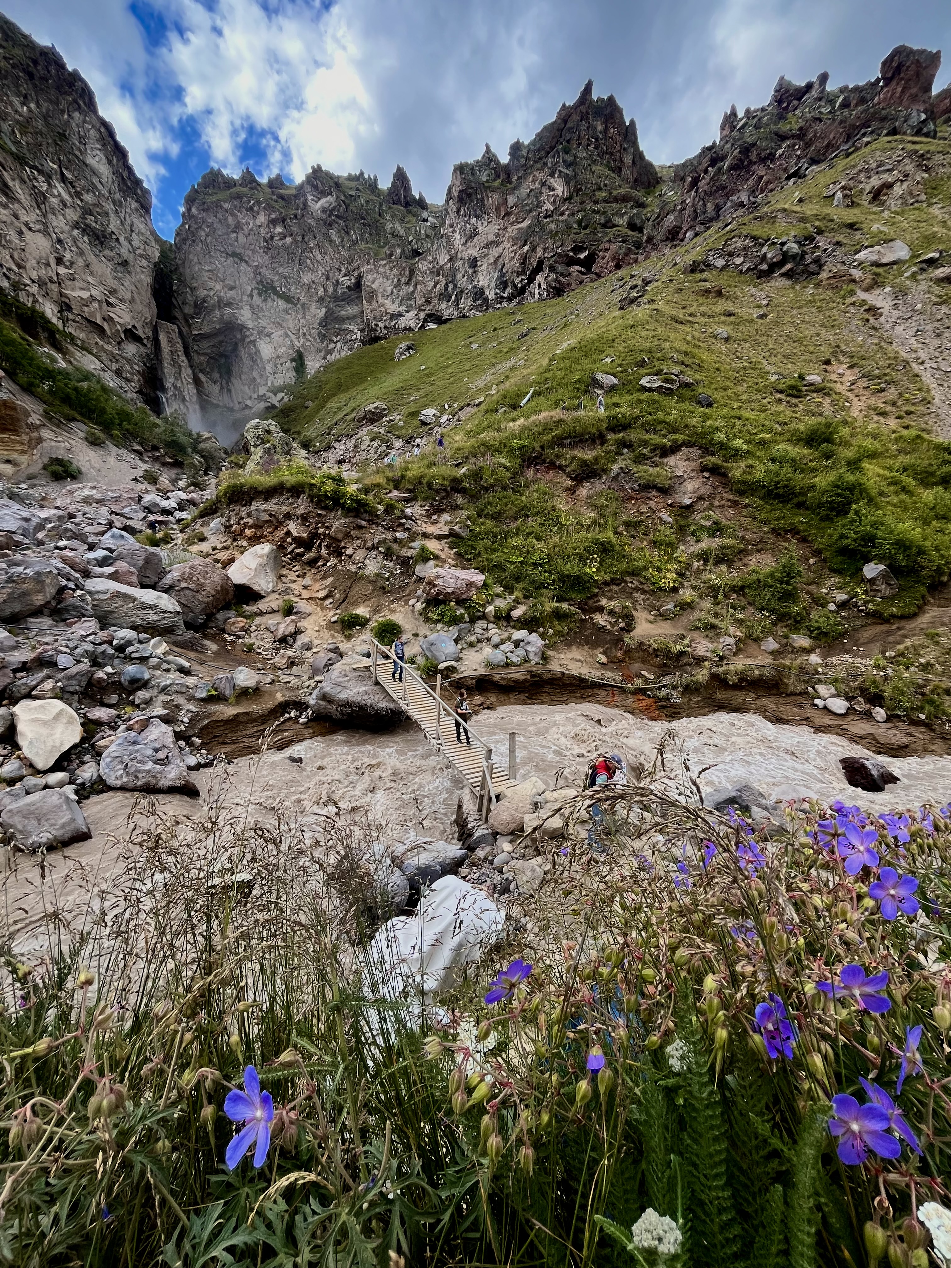 Индивидуальный джип-тур в урочище Джилы-Су из Кисловодска (13/17)