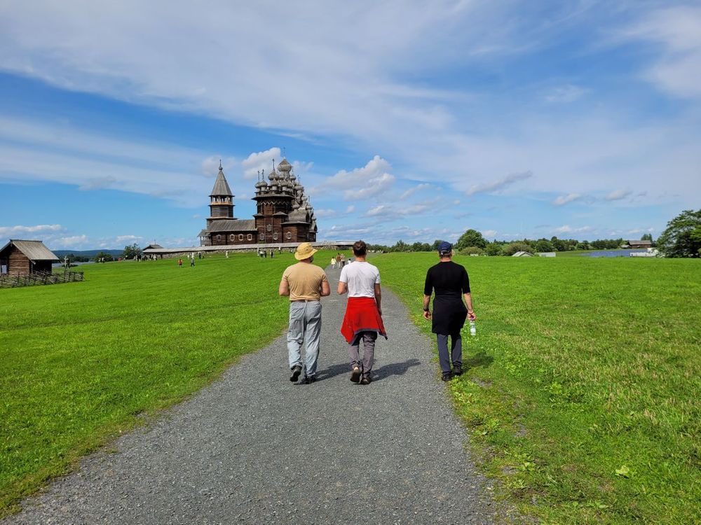 До Кижей и вокруг Ладоги (9/43)