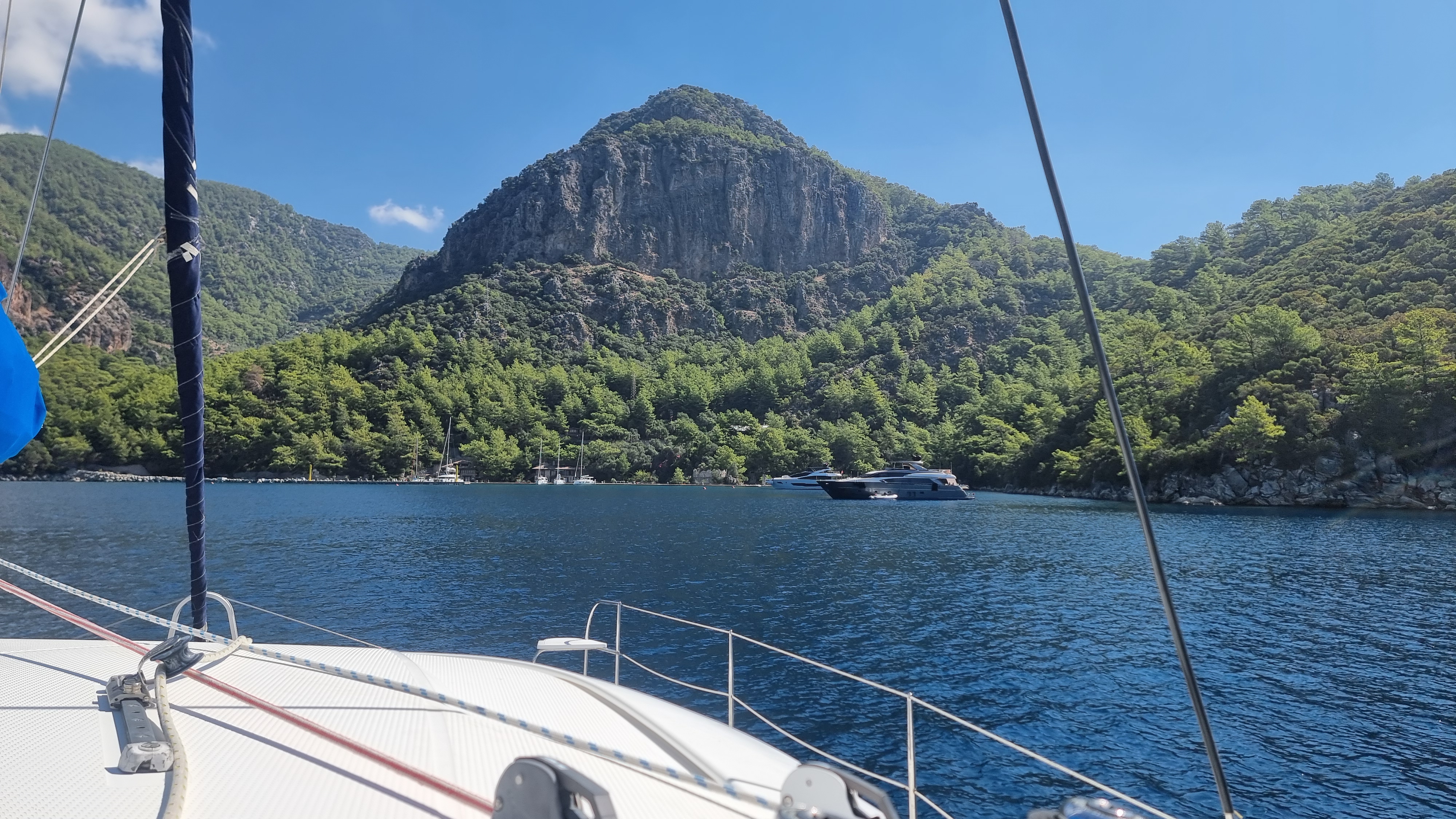 Роскошь и комфорт:  Яхтинг-Турецкая Ривьера на фешенебельном катамаране. Всё включено (18/35)