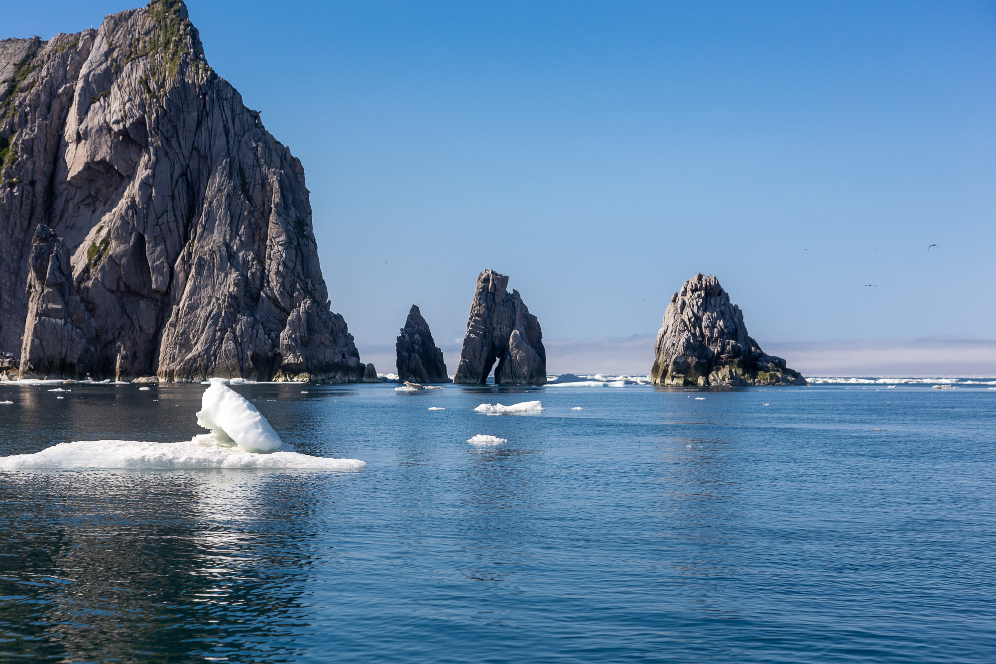 На Край Света (Мыс Дежнева, китобои и оленеводы Чукотки) (3/56)