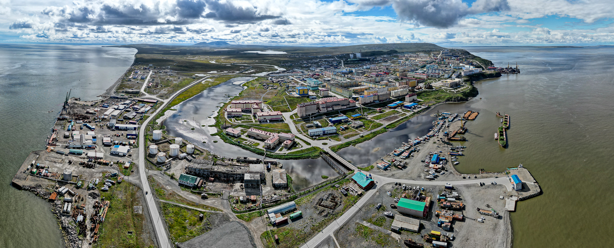 На Край Света (Мыс Дежнева, китобои и оленеводы Чукотки) (16/56)