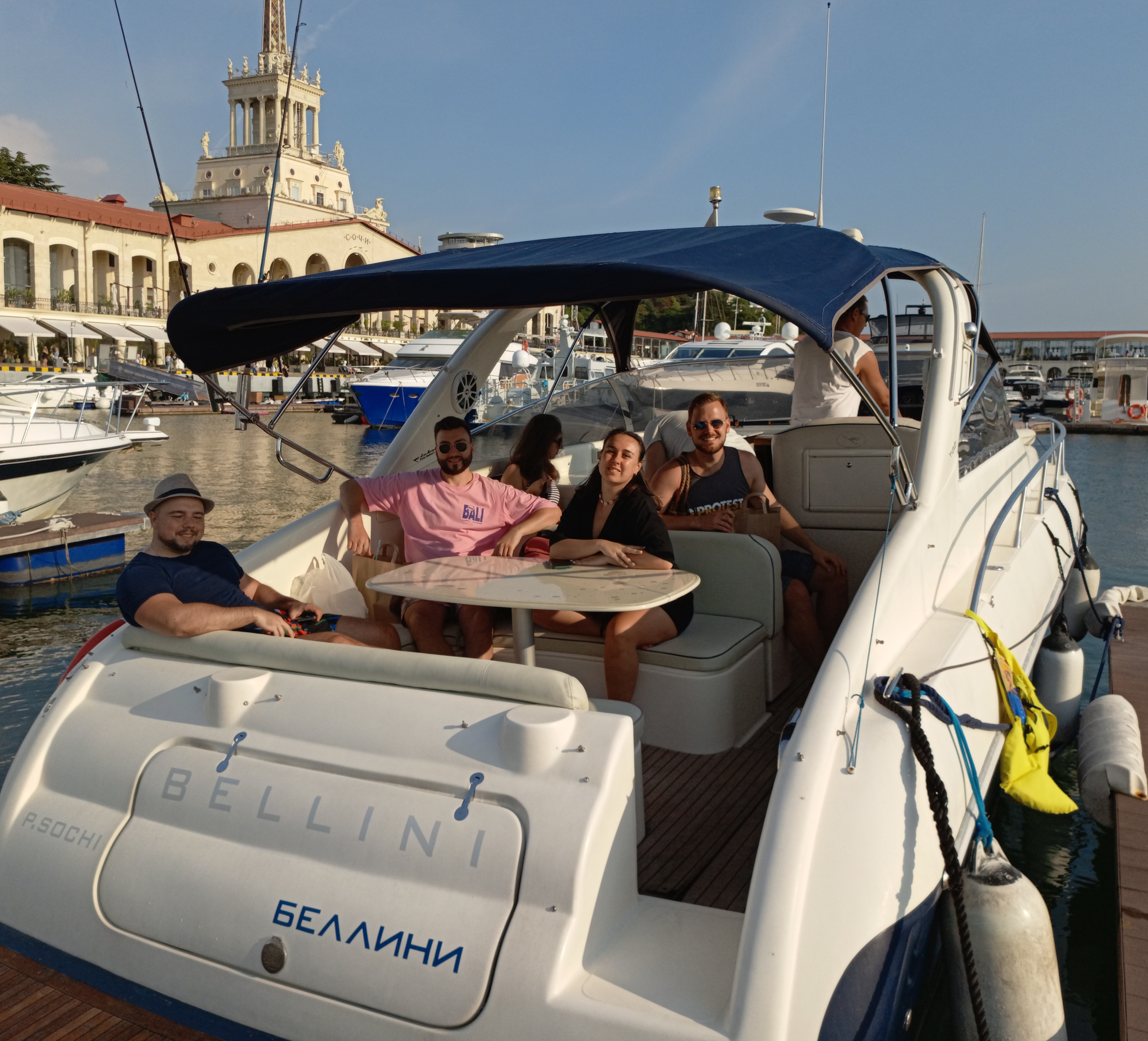 Индивидуальная прогулка на роскошной  яхте. Аренда однопалубной яхты (32/66)