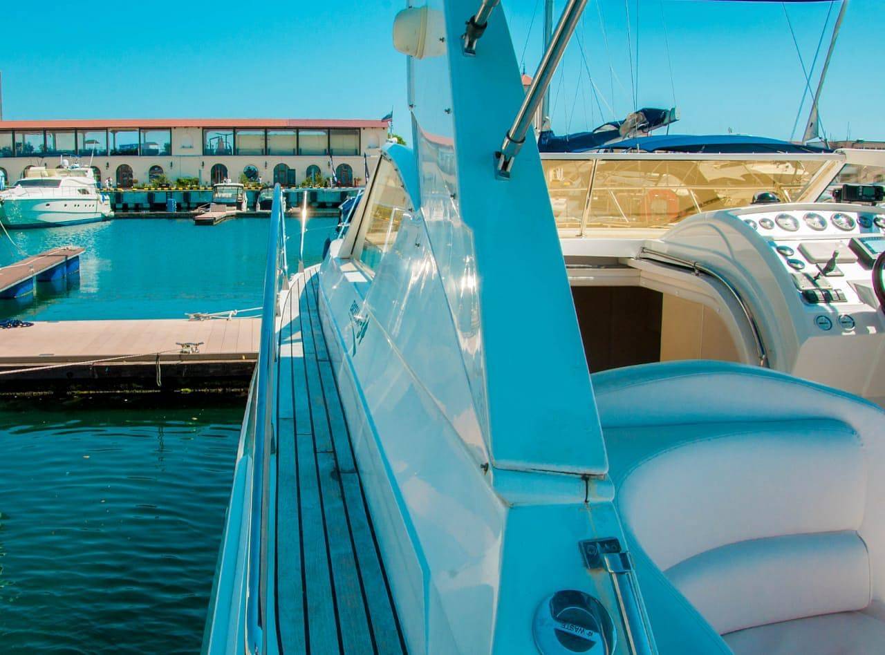 Индивидуальная прогулка на роскошной  яхте. Аренда однопалубной яхты (24/66)