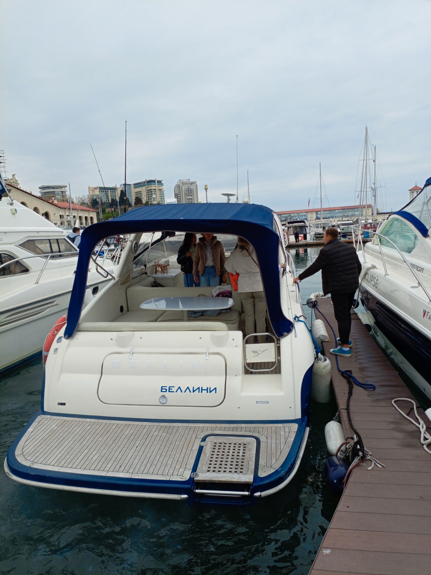 Индивидуальная прогулка на роскошной  яхте. Аренда однопалубной яхты (35/66)