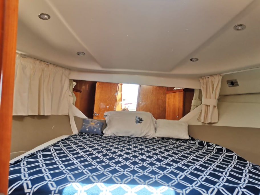 Погрузитесь в роскошь с арендой двухпалубной яхты в Сочи (6/97)