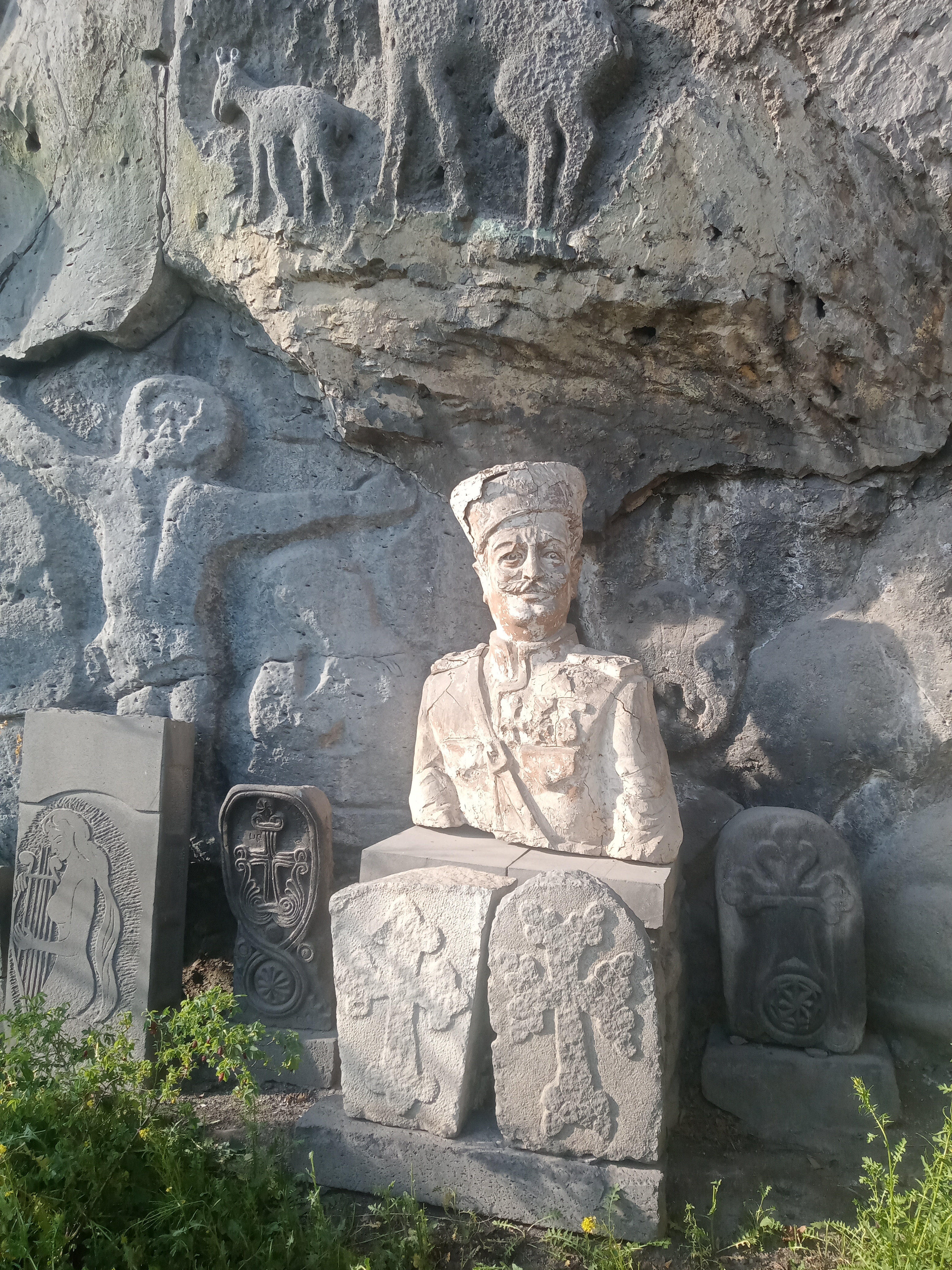 Конд: история, архитектура, дом-мастерская и сырная гастро-дегустация в мини-группе (8/12)