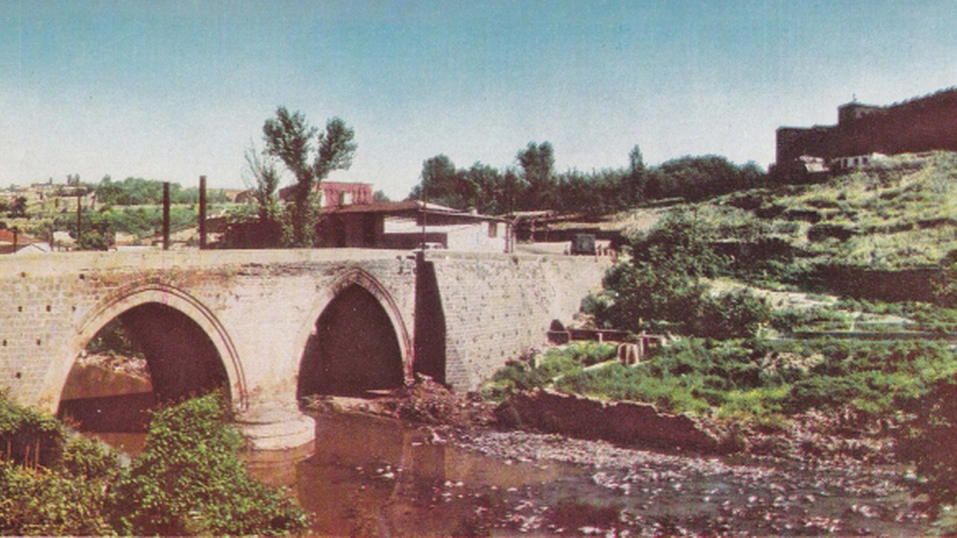 Конд: история, архитектура, дом-мастерская и сырная гастро-дегустация в мини-группе (9/12)