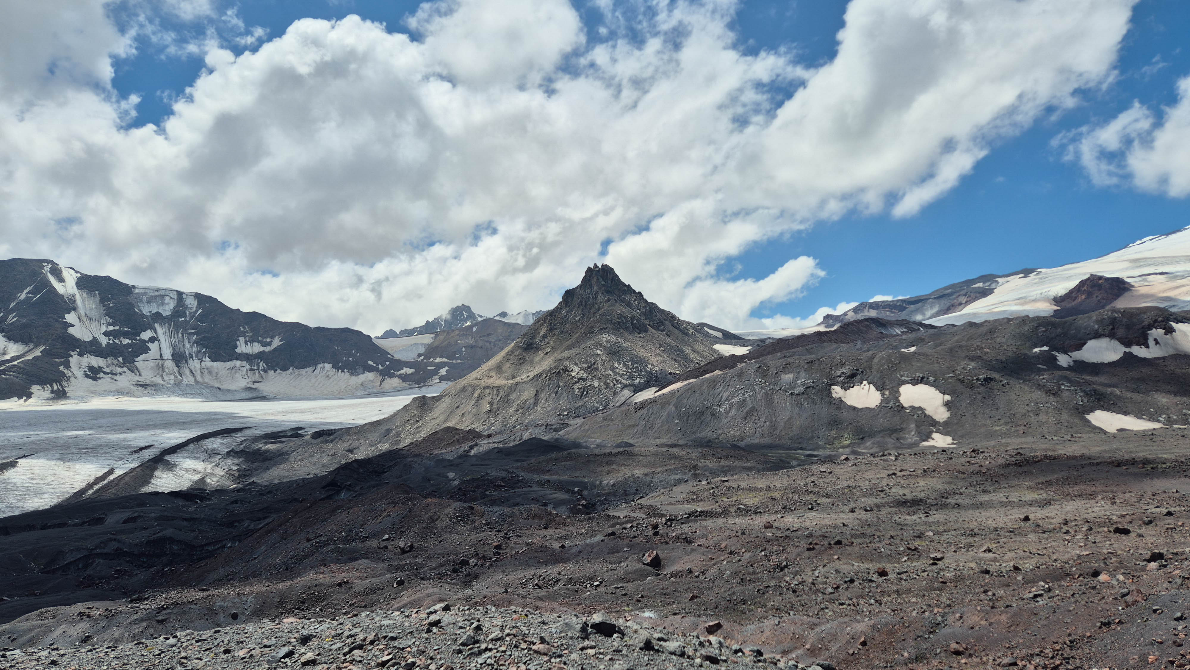 Северное Приэльбрусье. Урочище Джилы-Су (12/47)