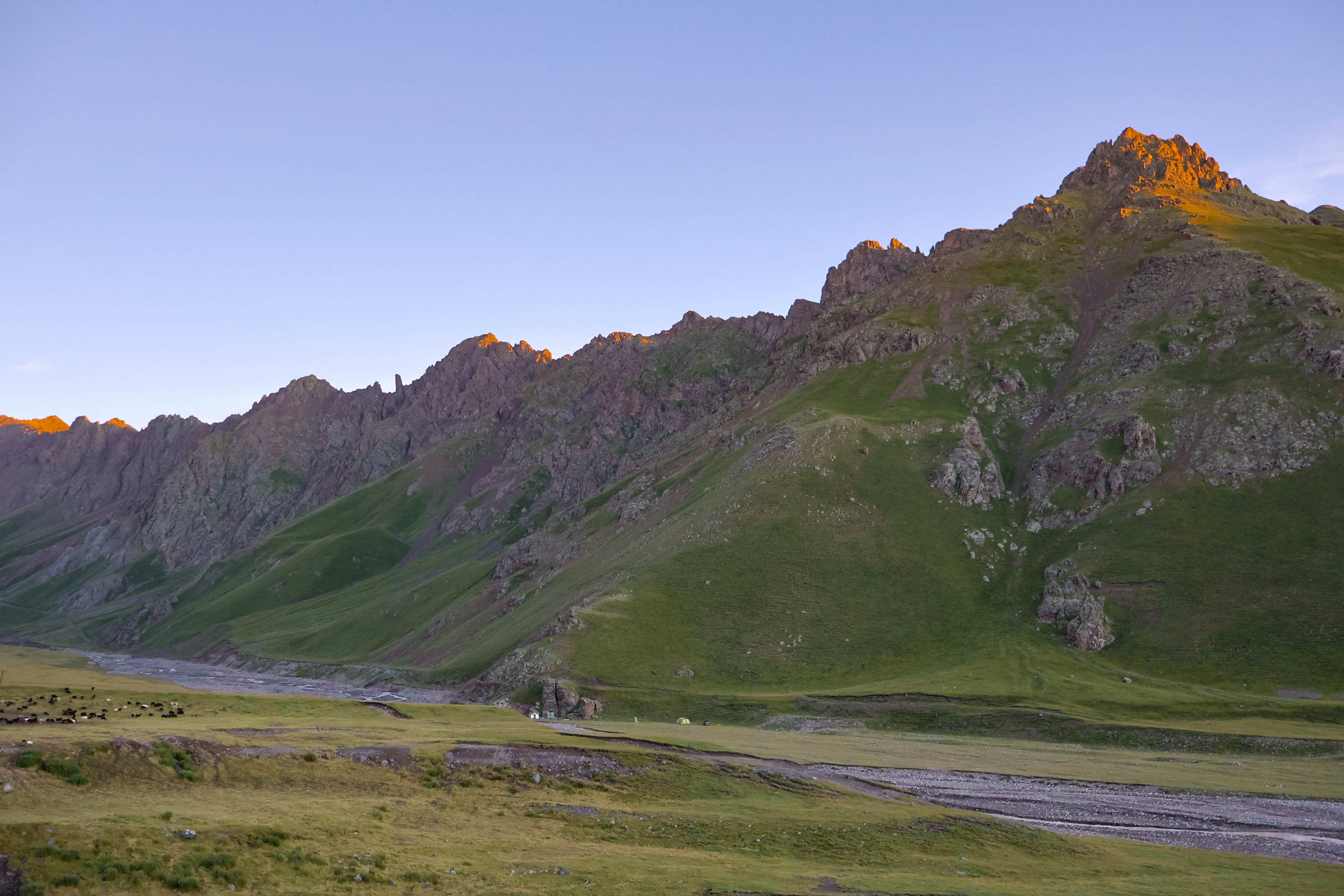 Северное Приэльбрусье. Урочище Джилы-Су (26/47)