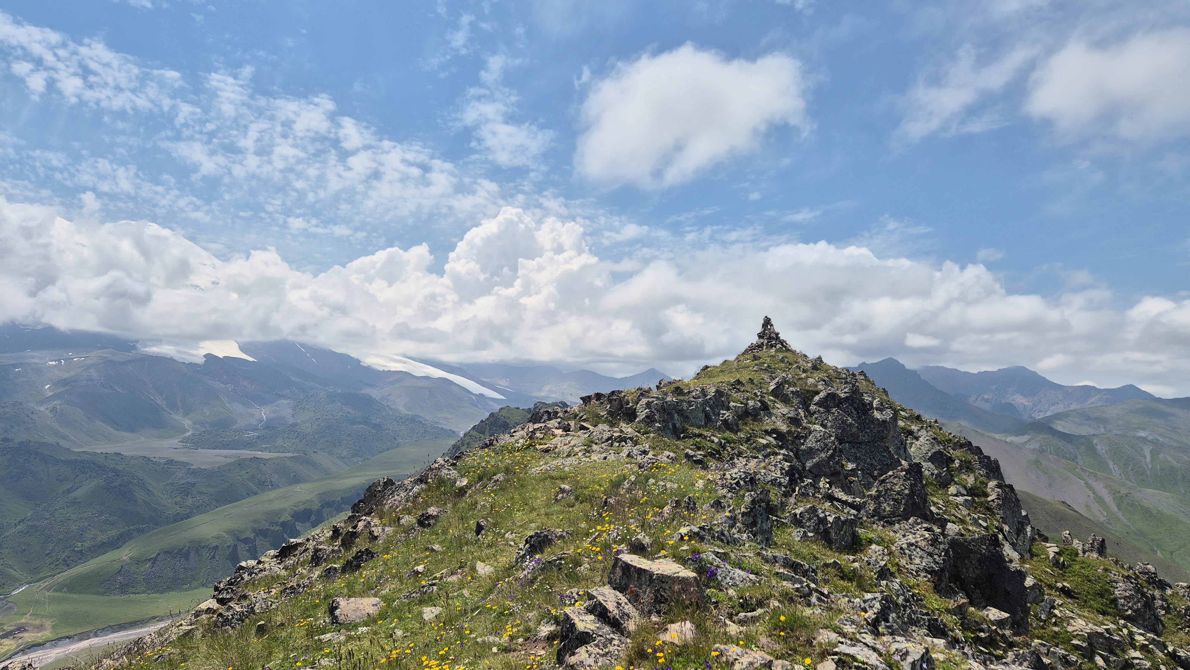 Северное Приэльбрусье. Урочище Джилы-Су (8/47)