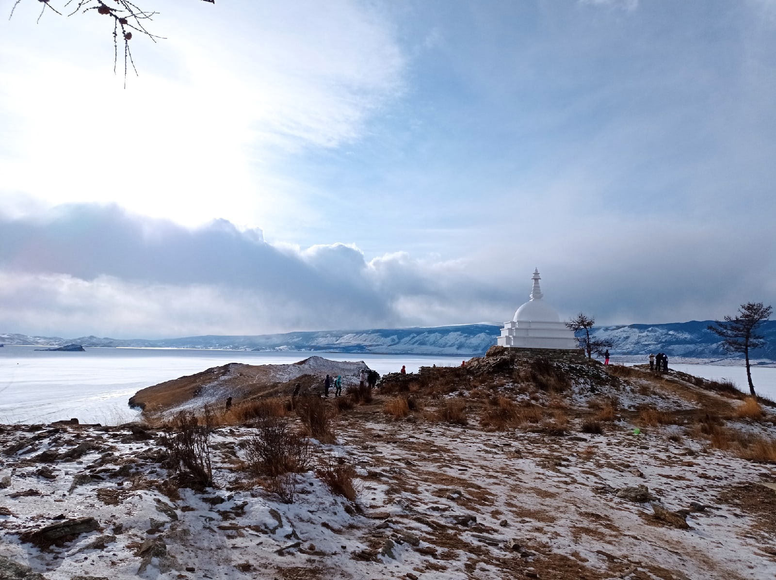 Озеро Байкал. Поход на коньках с ночевками на базах
