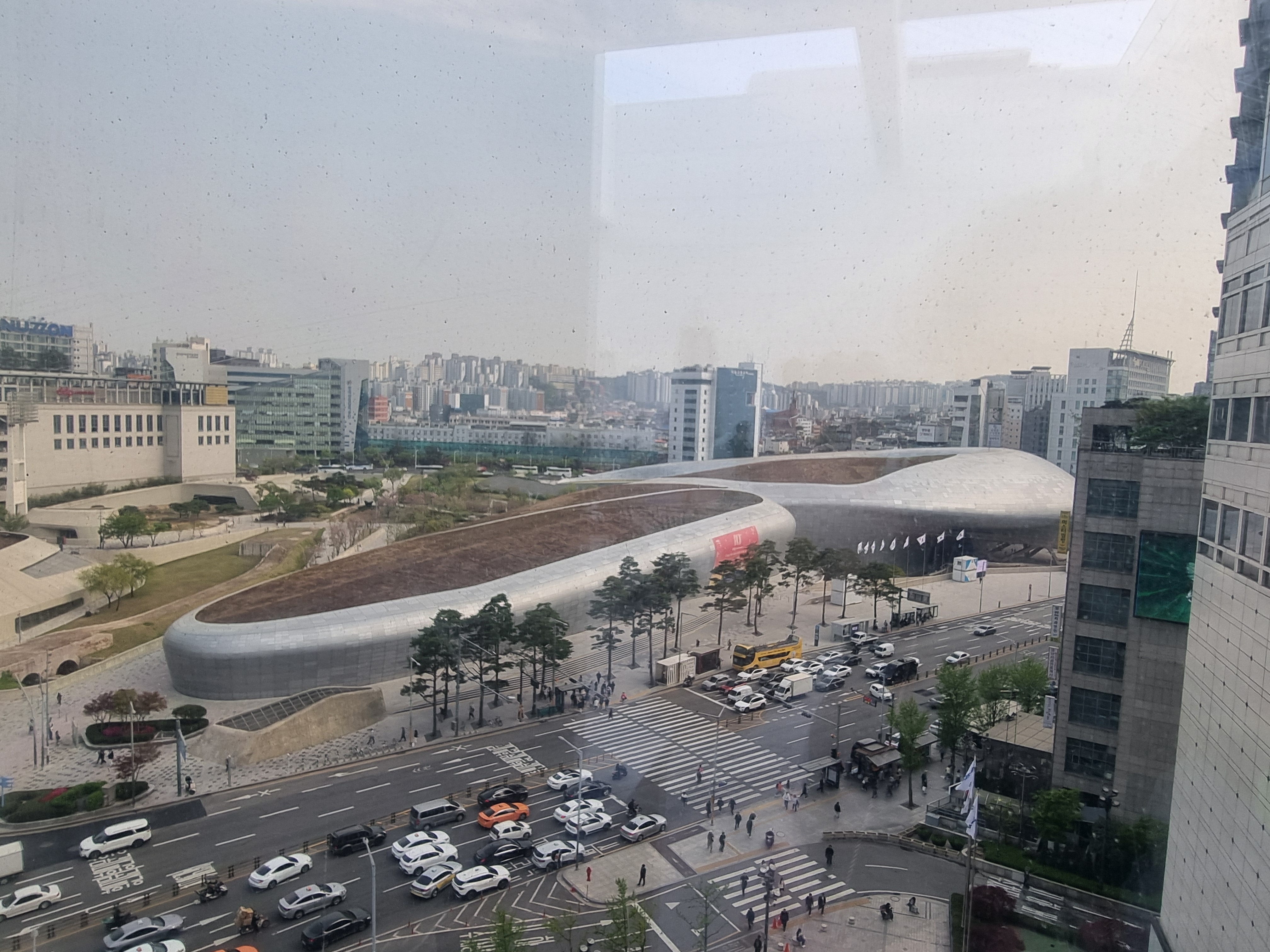 Модный Сеул. Seoul Fashion Week Ss26 (14/42)