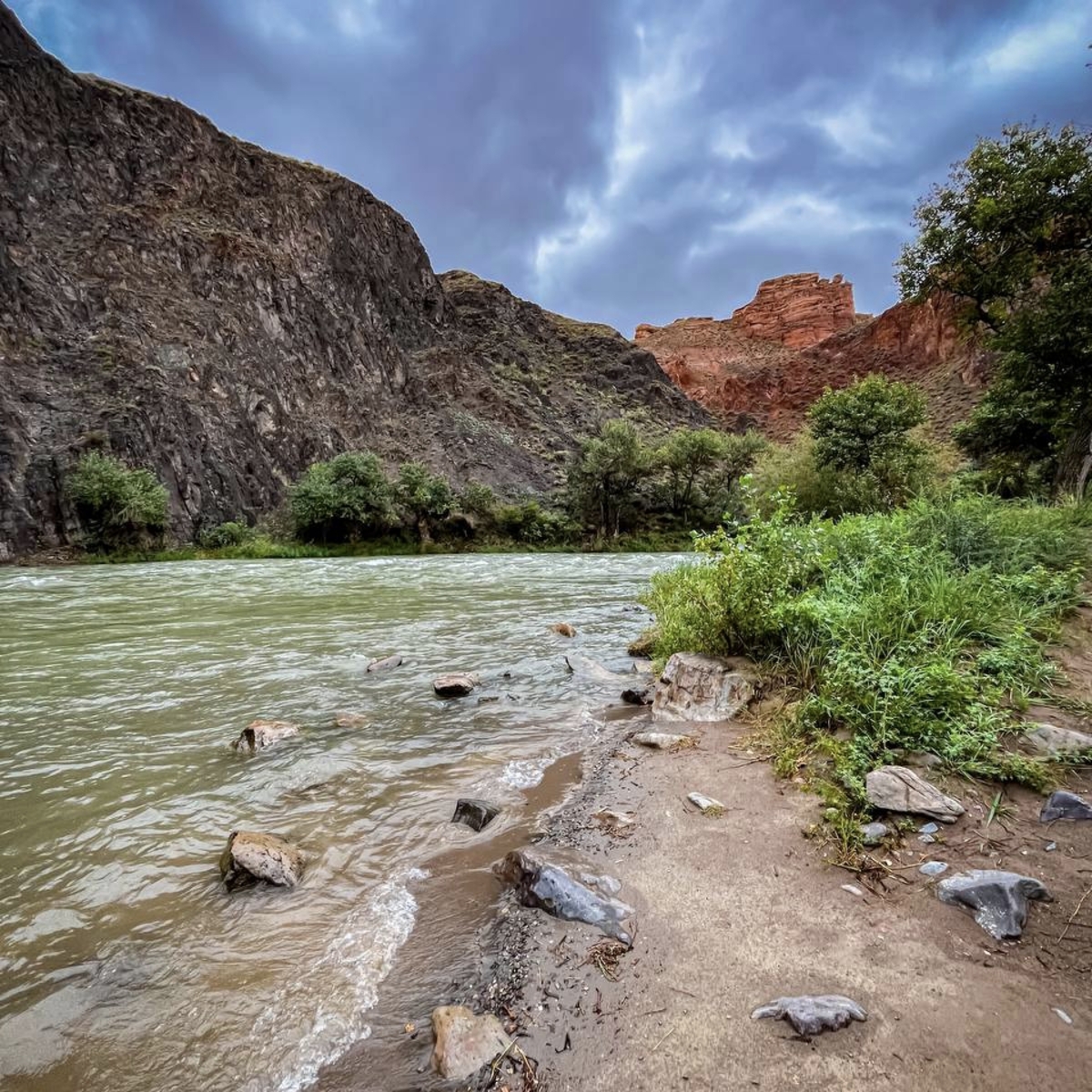 Три каньона реки Чарын: Черный, Лунный и Чарынский- в индивидуальном формате (9/14)