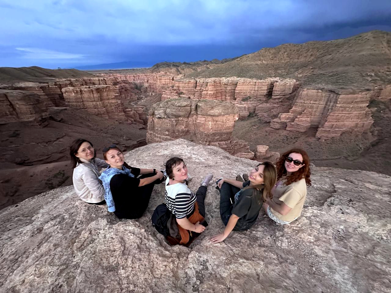 Три каньона реки Чарын: Черный, Лунный и Чарынский- в индивидуальном формате (2/14)