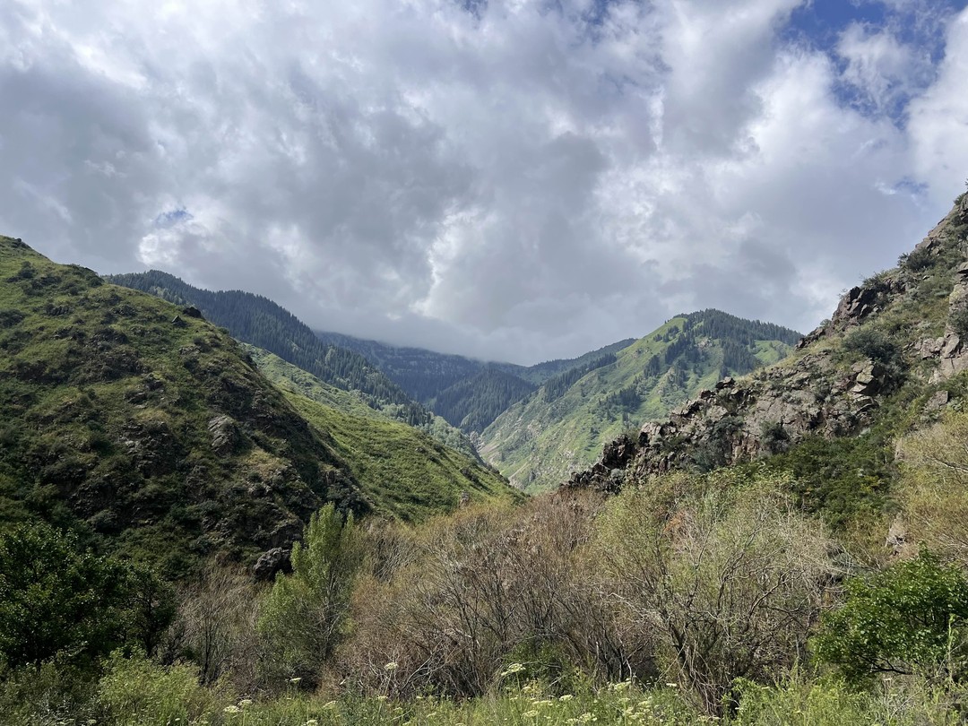 Озеро Иссык и водопад Медвежий тур из Алматы в Тургень (14/17)