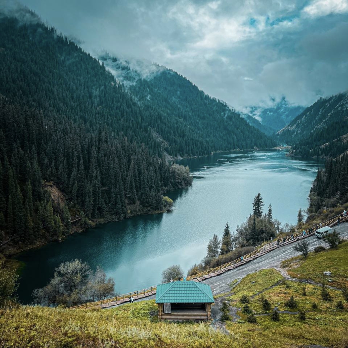 Озера Каинды, Кольсай и Чарынский, Черный,Лунный Каньоны за 2 дня