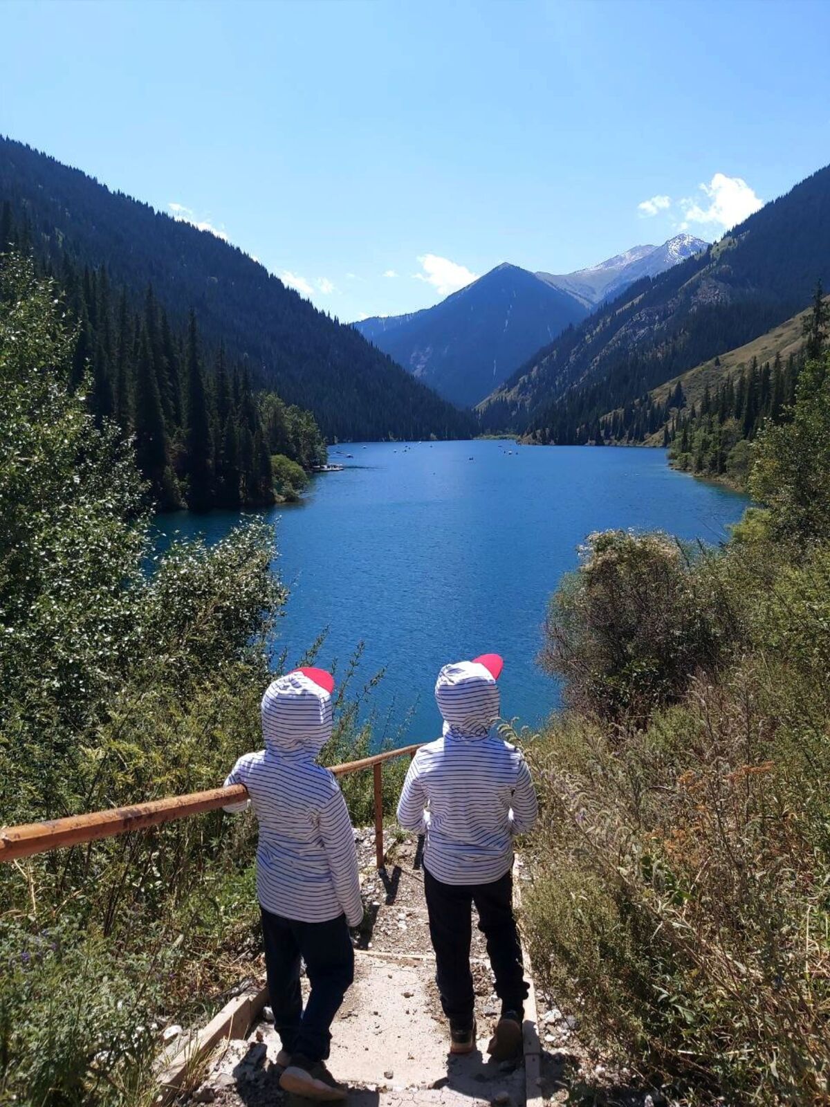 Озера Каинды, Кольсай и Чарынский, Черный,Лунный Каньоны за 2 дня (13/17)