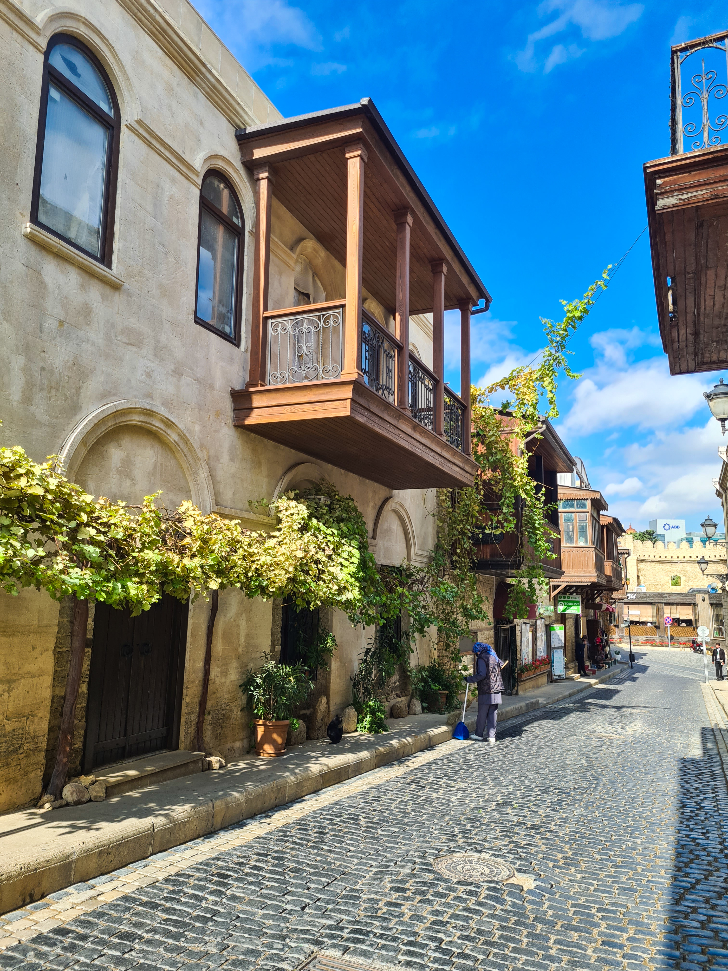 В гостях у Шемаханской Царицы! Красочный Азербайджан! (12/33)