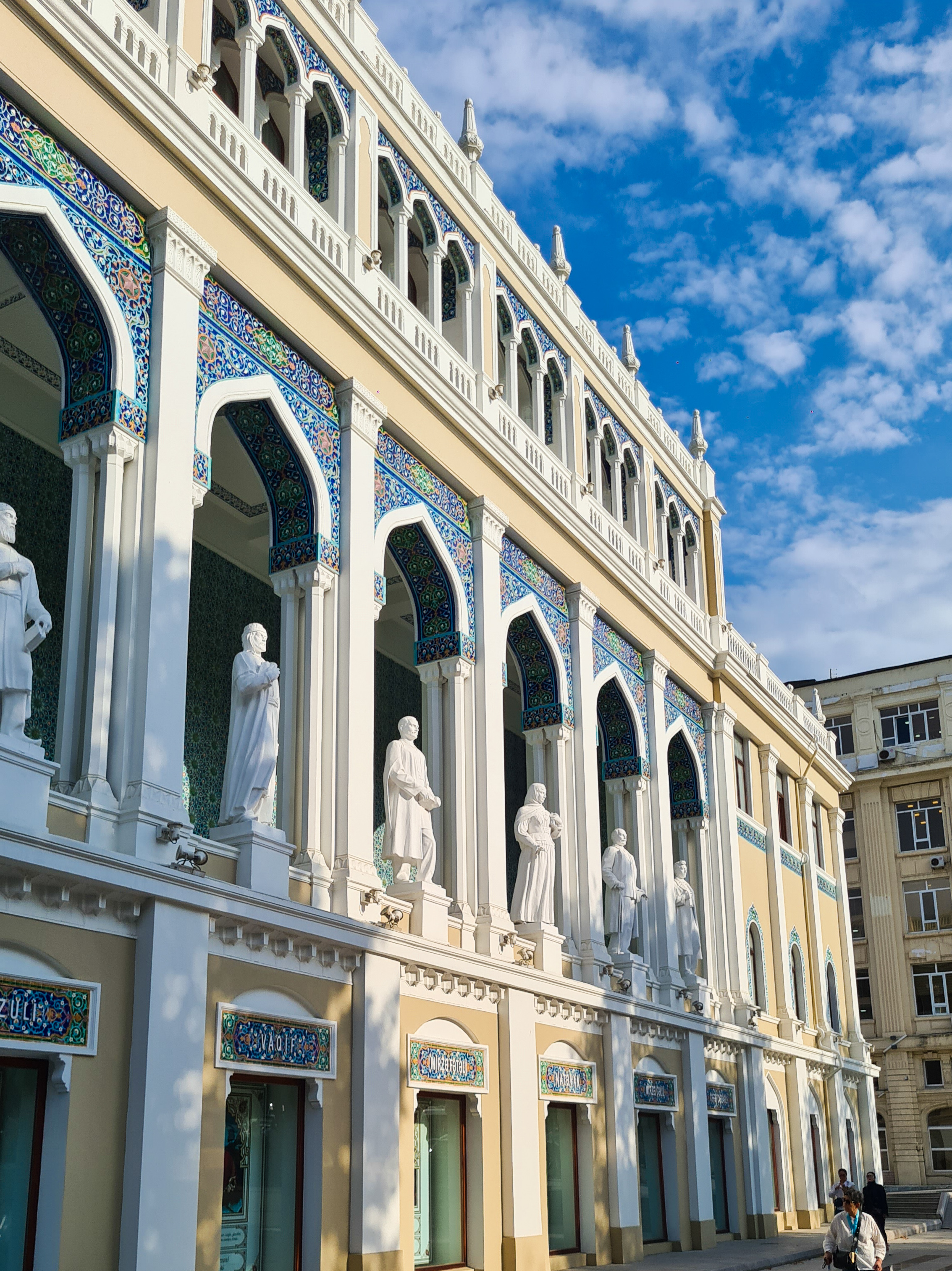 В гостях у Шемаханской Царицы! Красочный Азербайджан! (9/33)