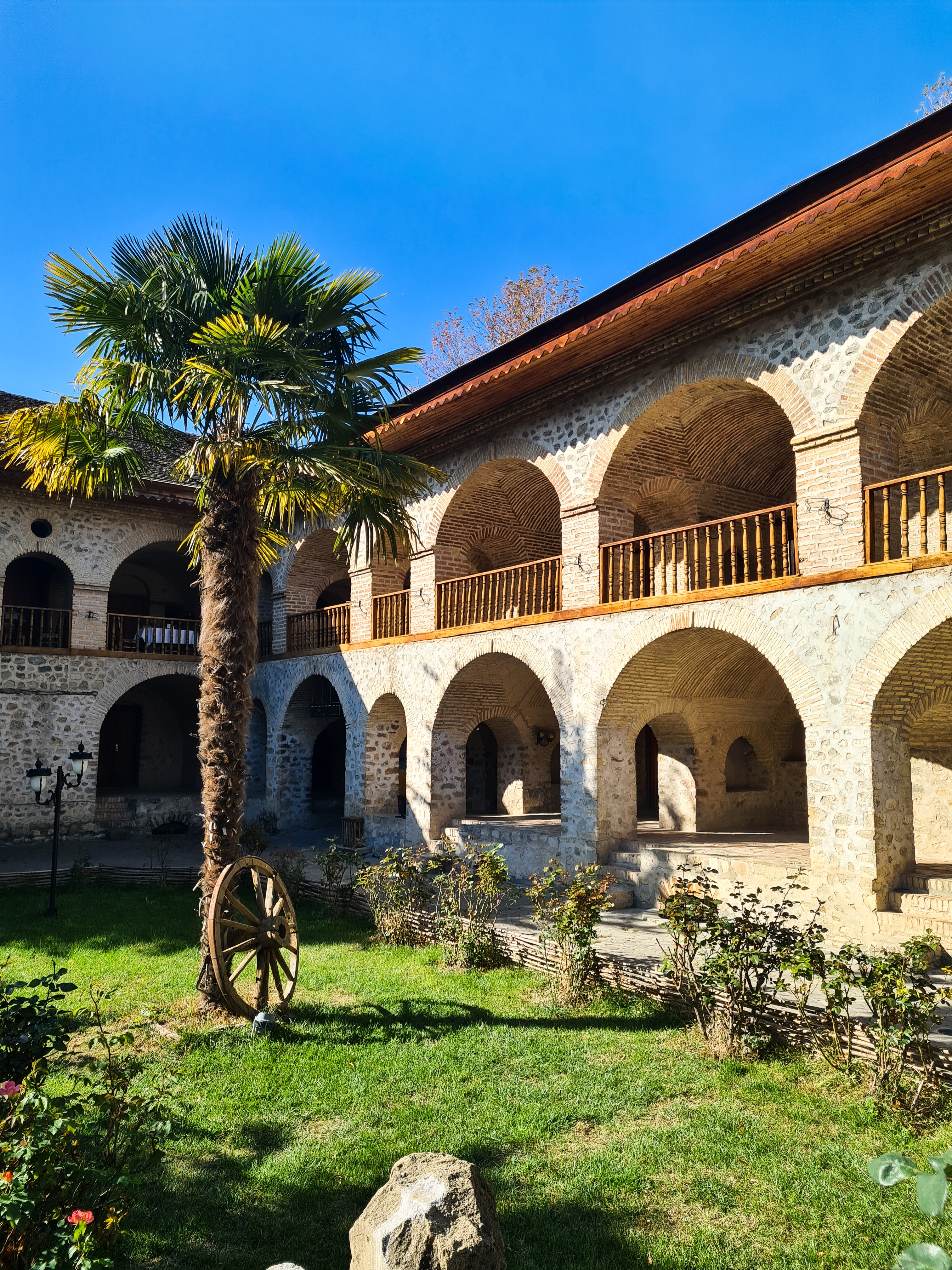 В гостях у Шемаханской Царицы! Красочный Азербайджан! (28/33)