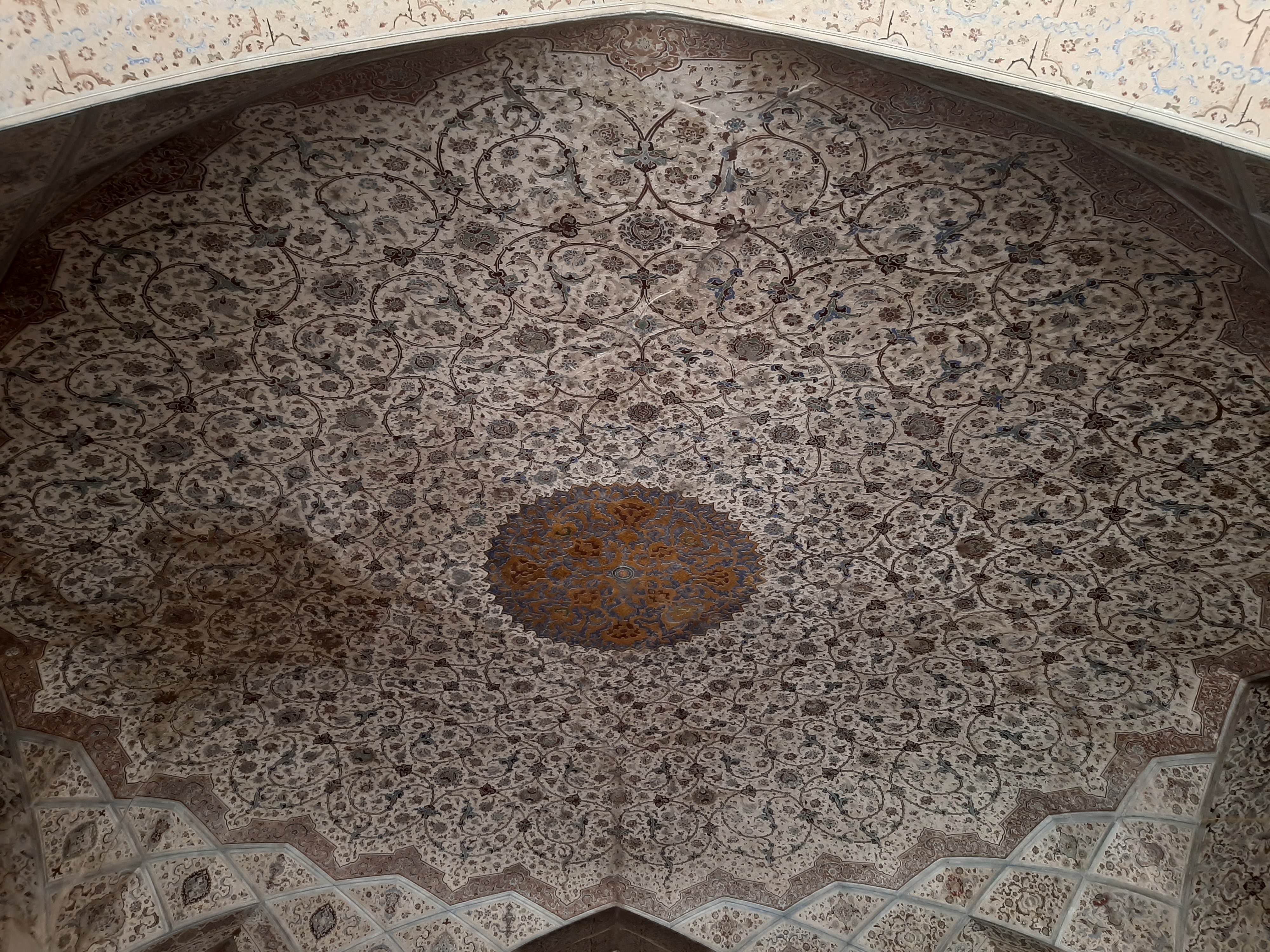 Солнечный Иран и острова Персидского залива (22/70)