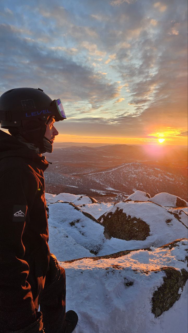 Тиндер тур в Шерегеш: в пещеры на снегоходах, фрирайд, парапланы (72/100)