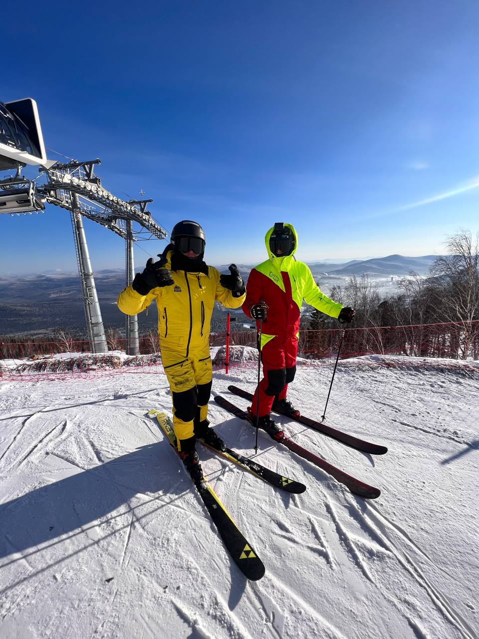 Тиндер тур в Шерегеш: в пещеры на снегоходах, фрирайд, парапланы (82/100)