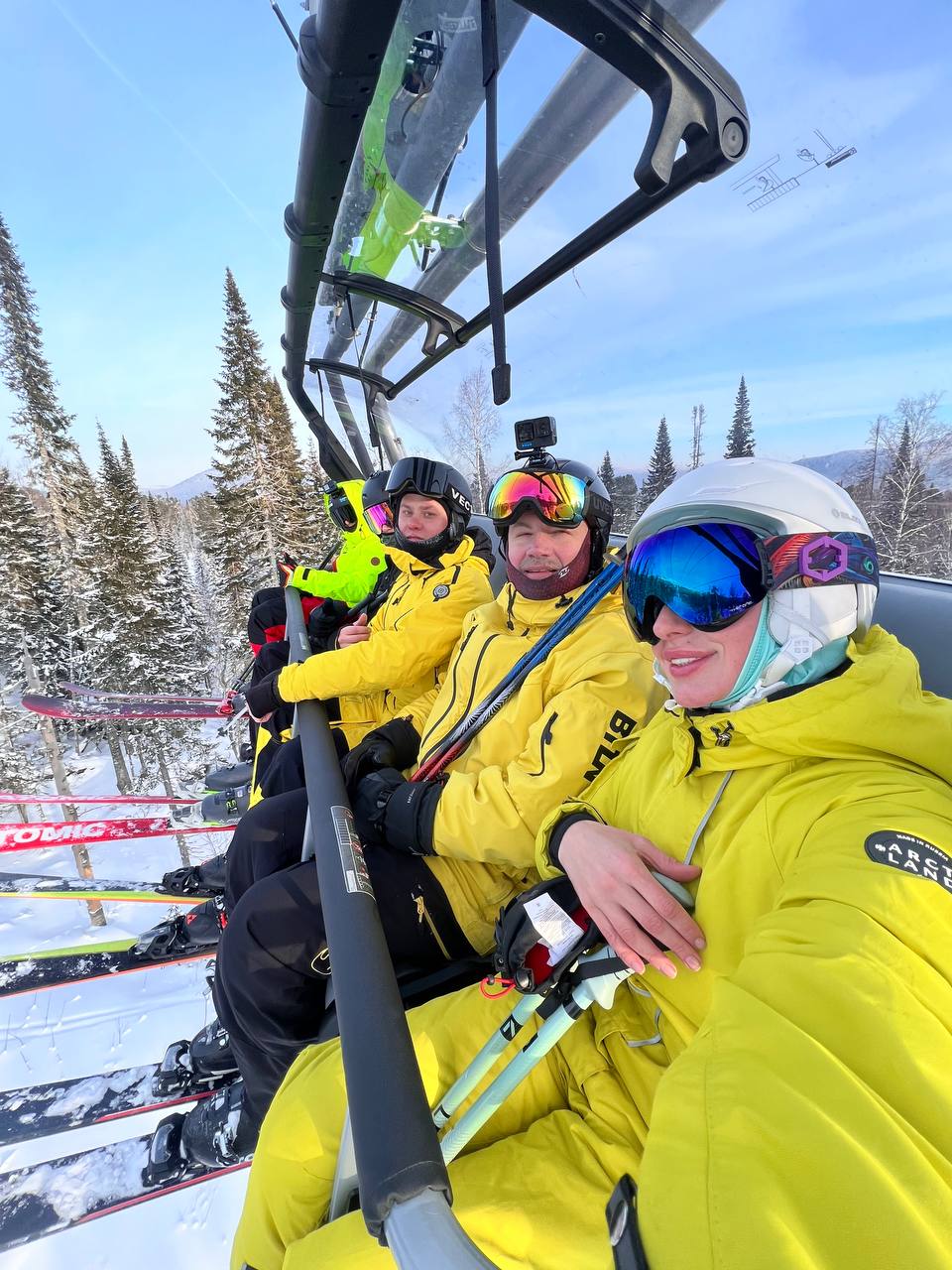 Тиндер тур в Шерегеш: в пещеры на снегоходах, фрирайд, парапланы (2/100)