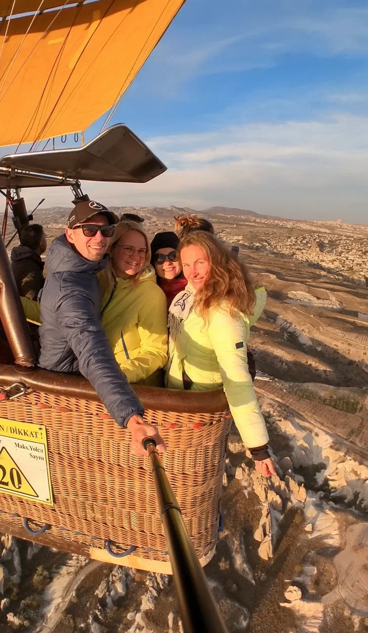 Воздушные шары и подземный город