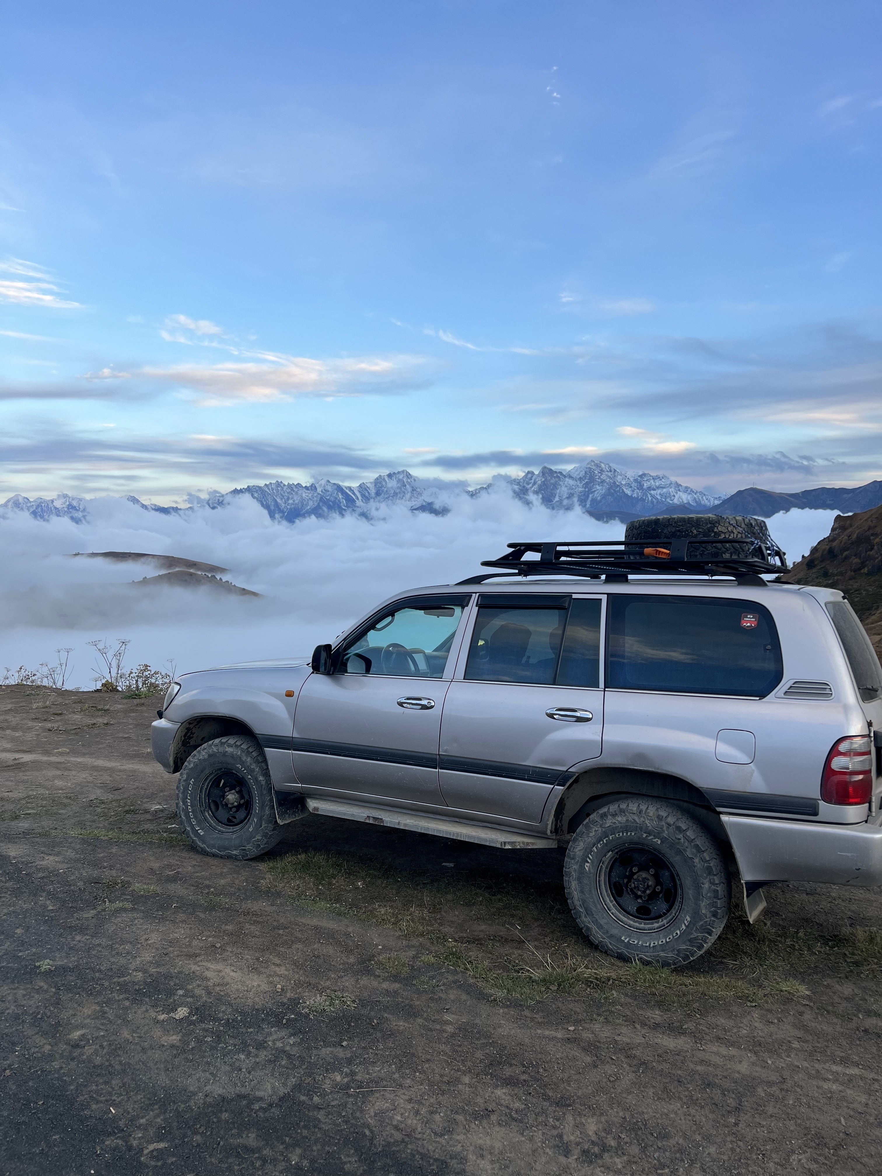 Трекинг тур в горах Осетии с элементами квеста. Последний предводитель. (10/13)