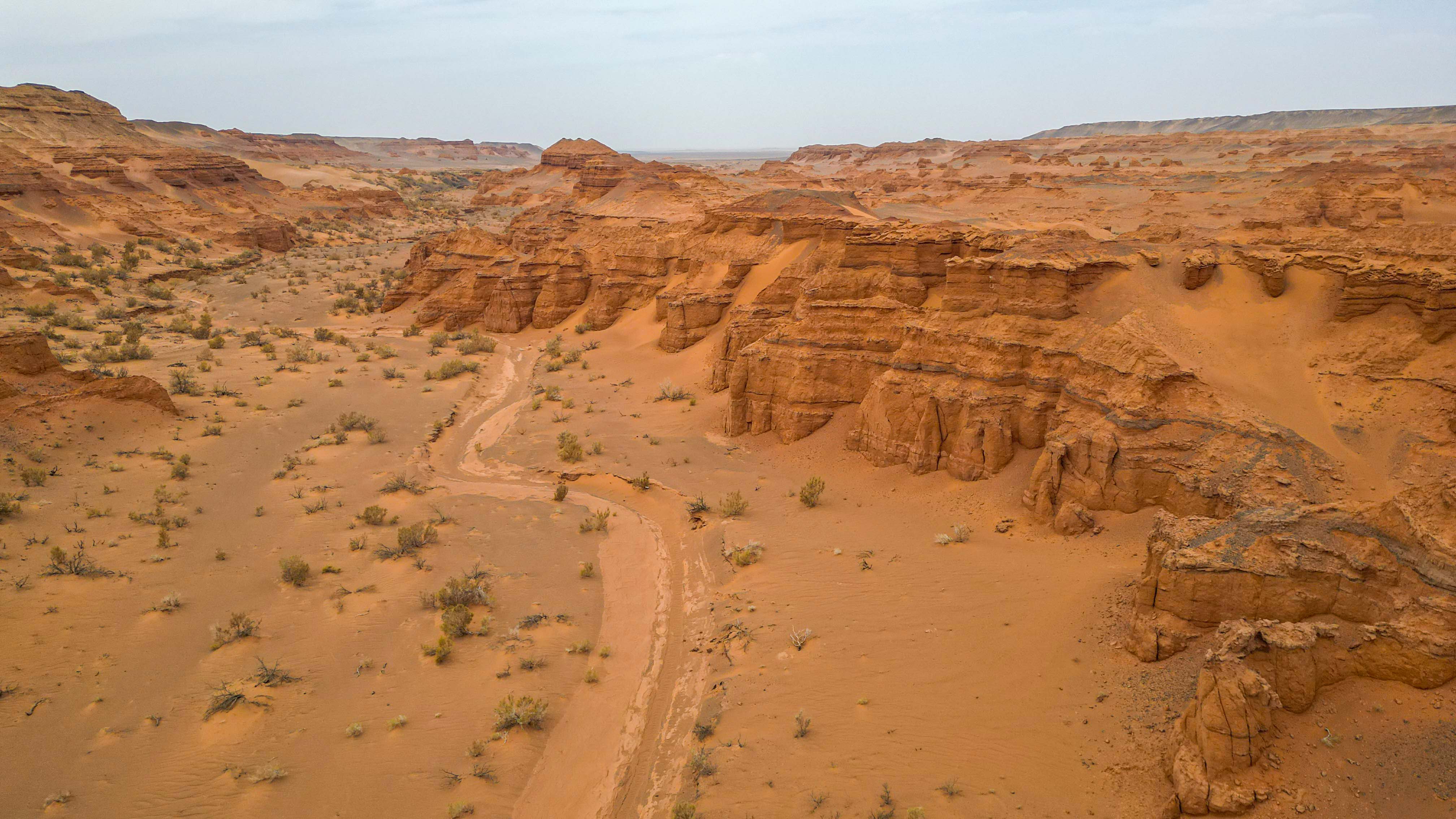 К труднодоступному сердцу Гоби. Большой кольцевой маршрут. Комфорт-тур без палаток. (18/34)