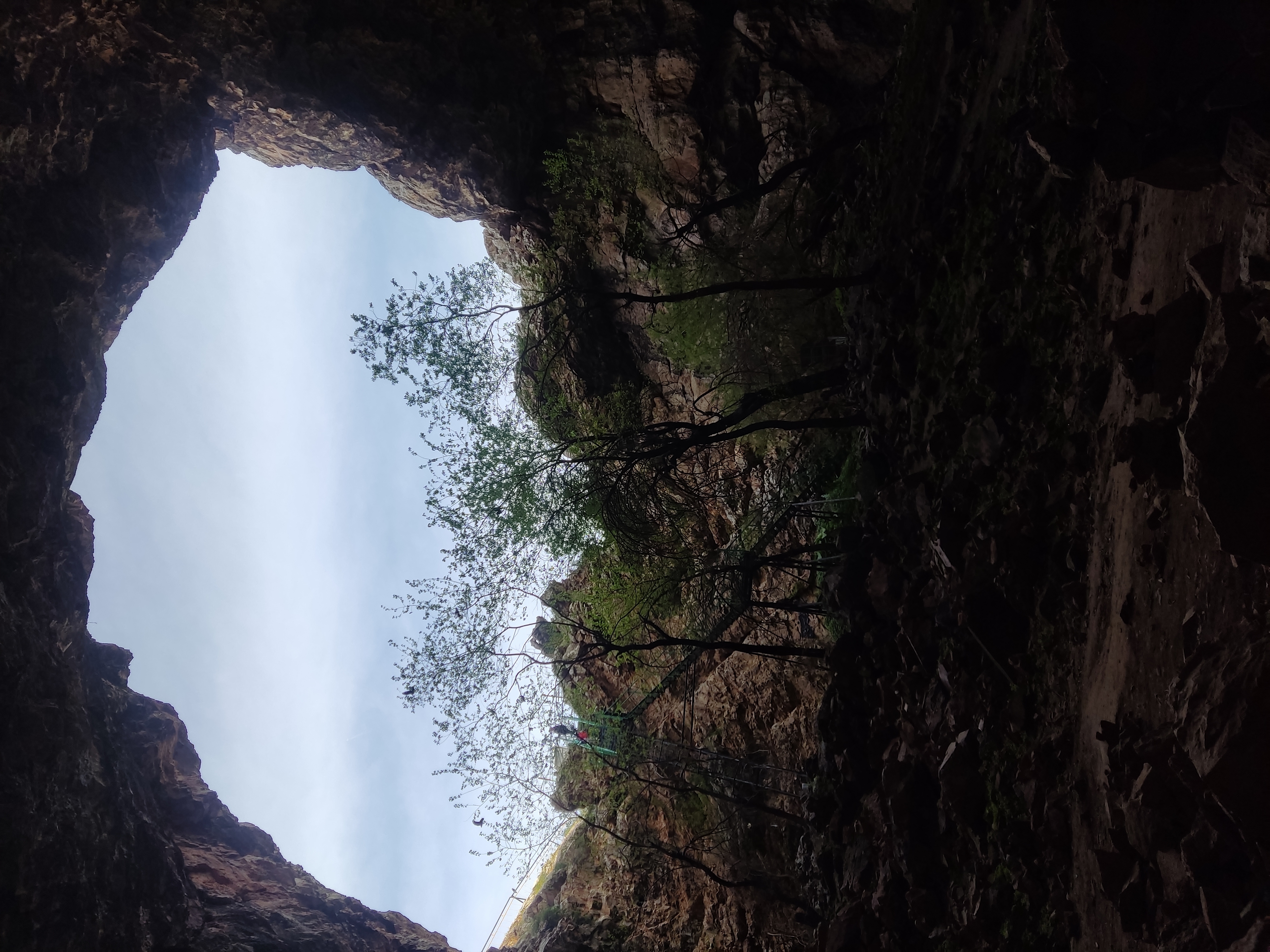 Мавзолей Домалак-ана и пещера Акмешит: Святые места за 1 день (4/7)