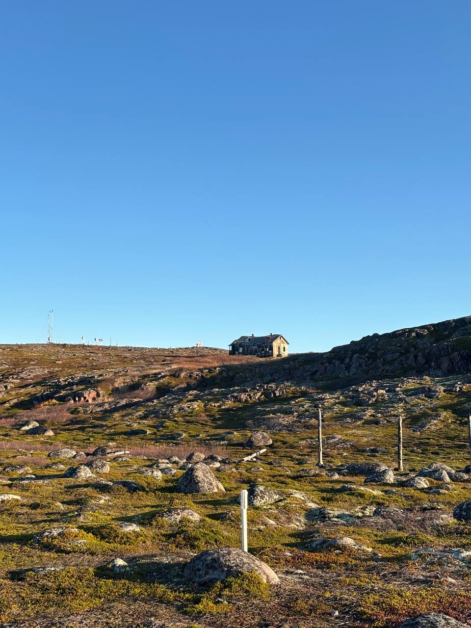 Териберка: место, где северный край встречается с теплом сердца. (4/11)