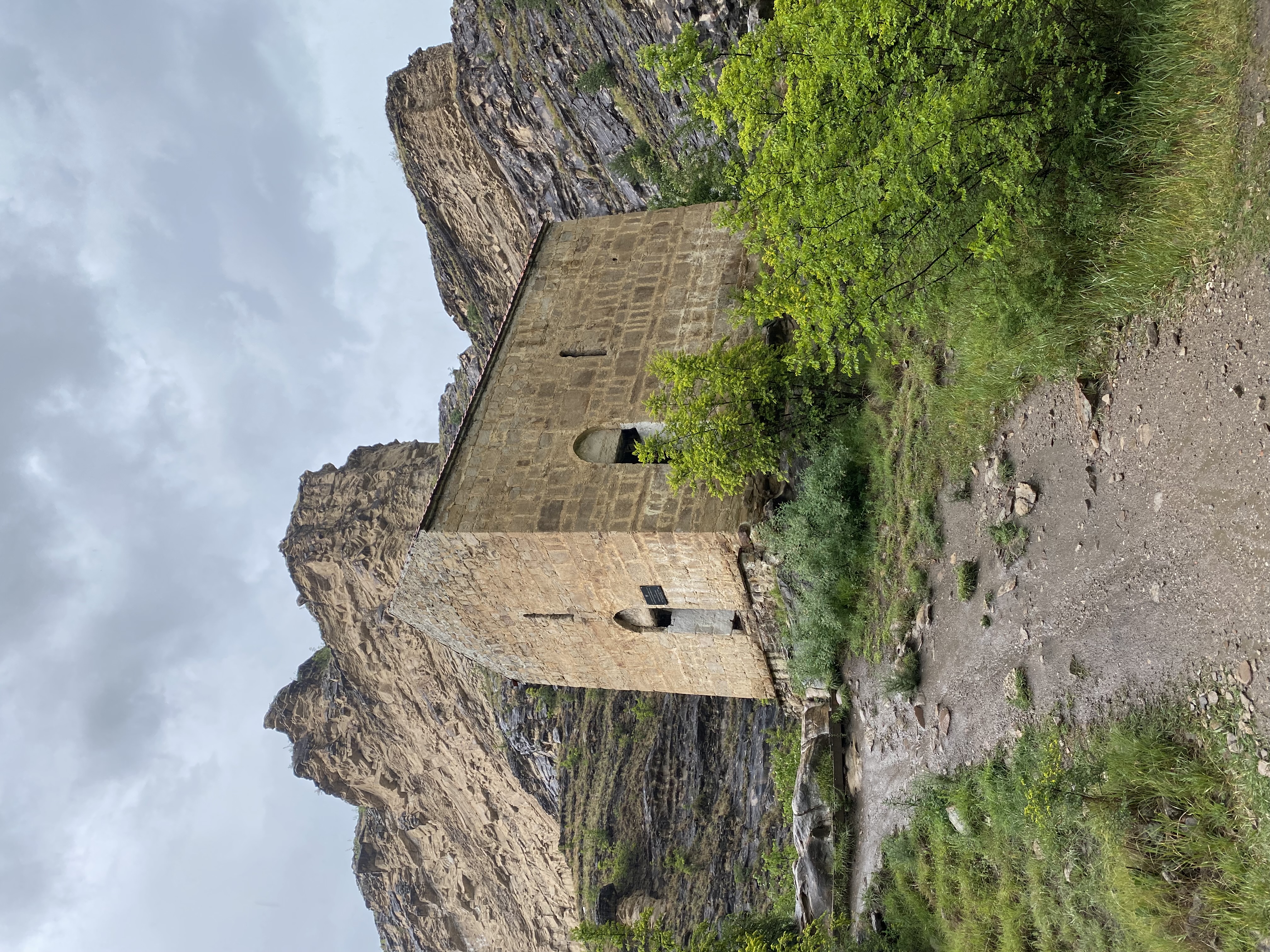 Страна гор (44/64)