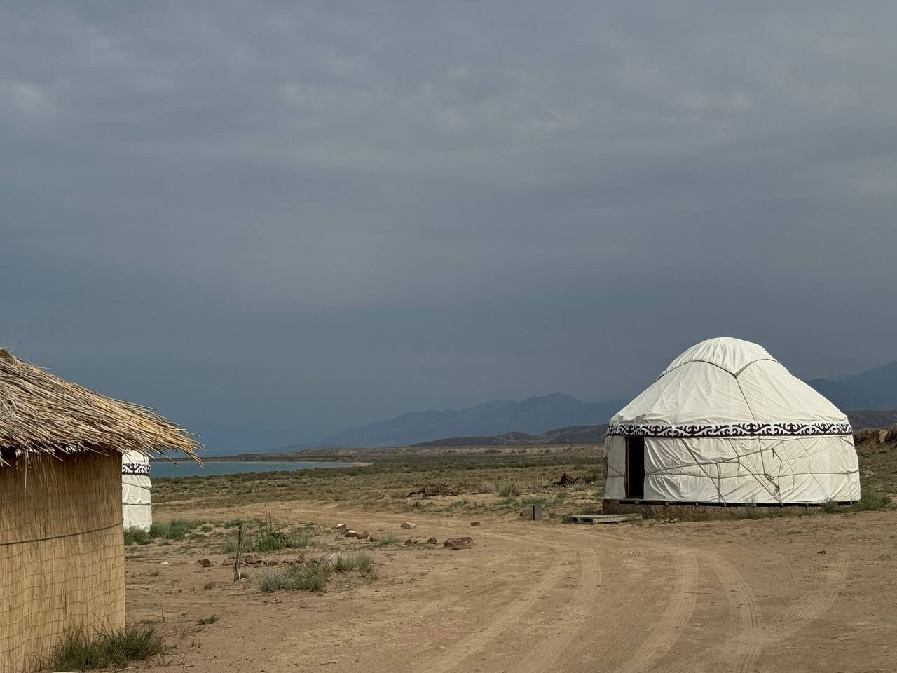 Кыргызстан. Экспедиция Иссык-куль и горные озера.  Йога и путешествие (12/47)