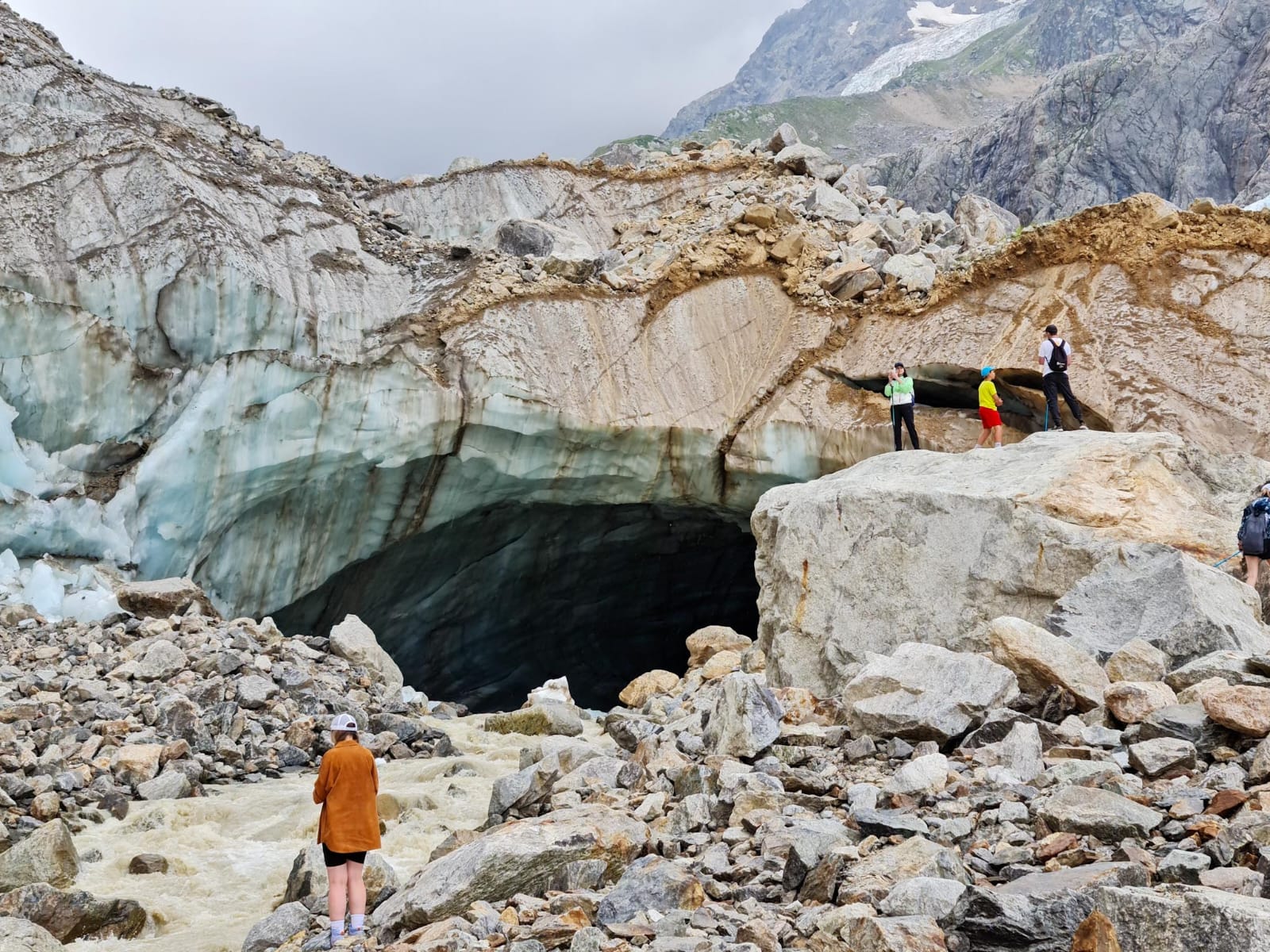 Вдоль хребта (53/74)