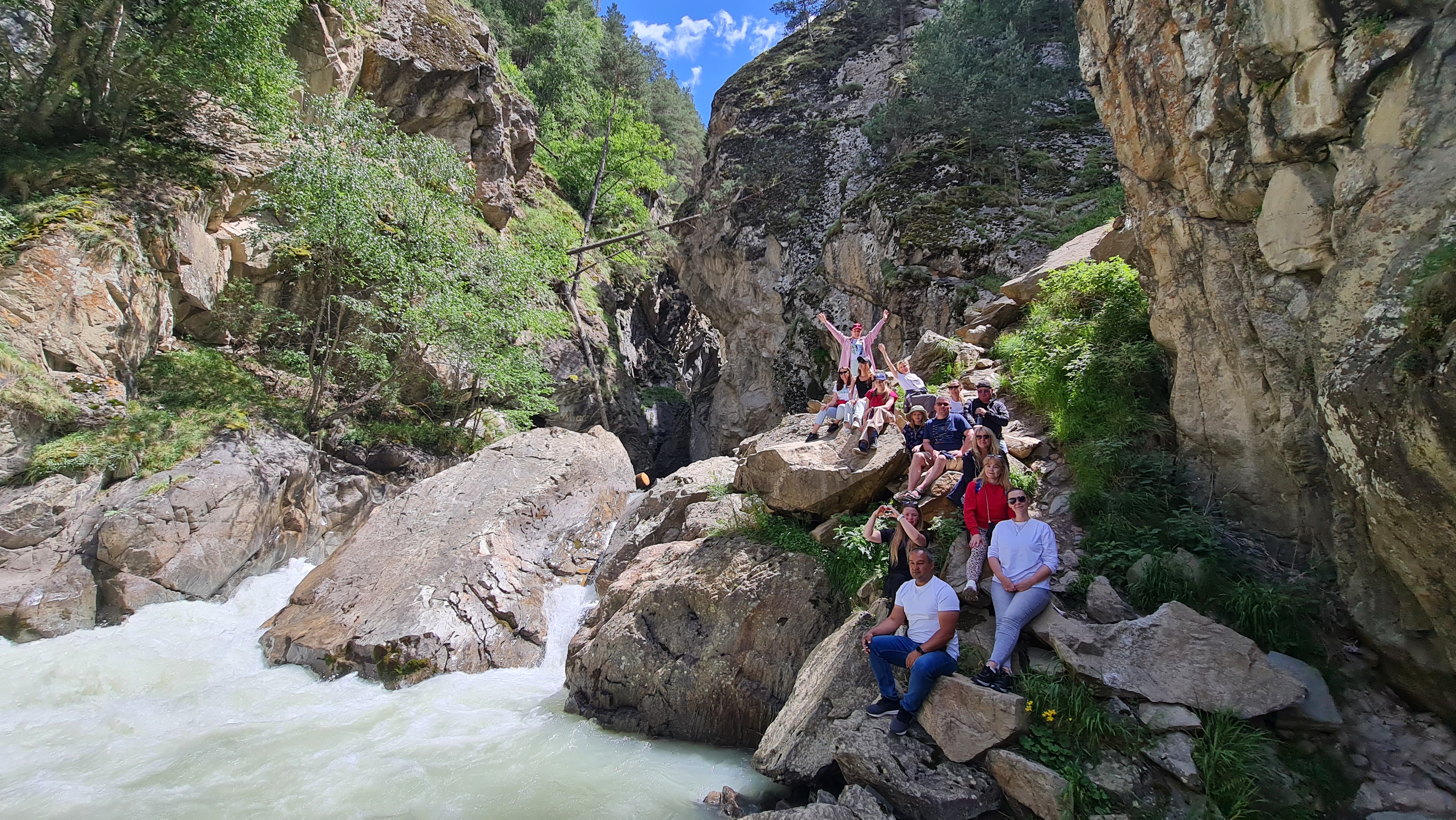 Вдоль хребта (56/74)