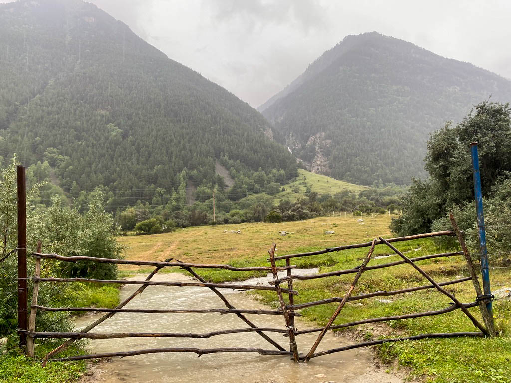 Приэльбрусье - царство горных панорам (13/37)