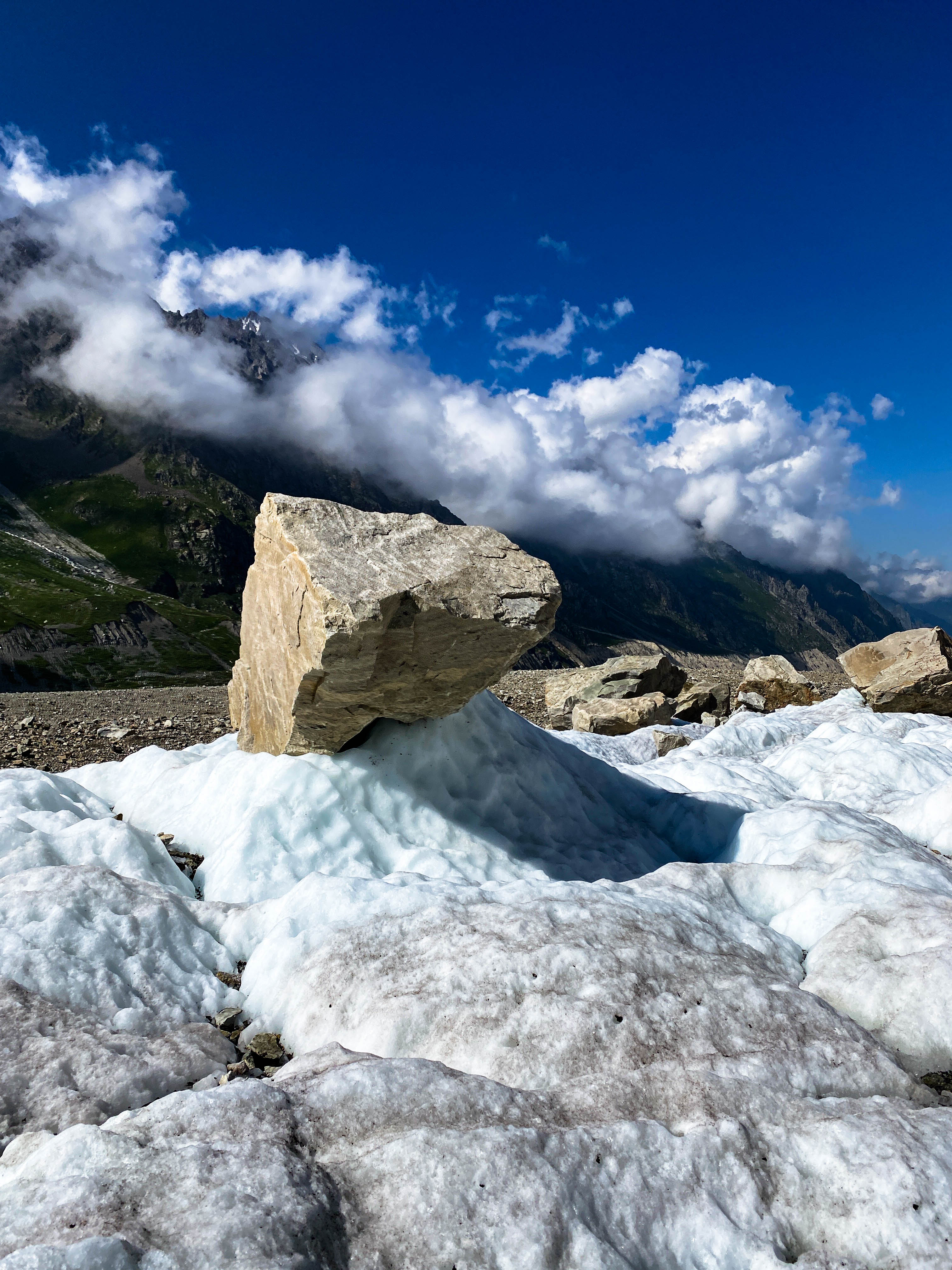 Безенги. Главные стены Кавказа. Гостевой дом. (18/28)