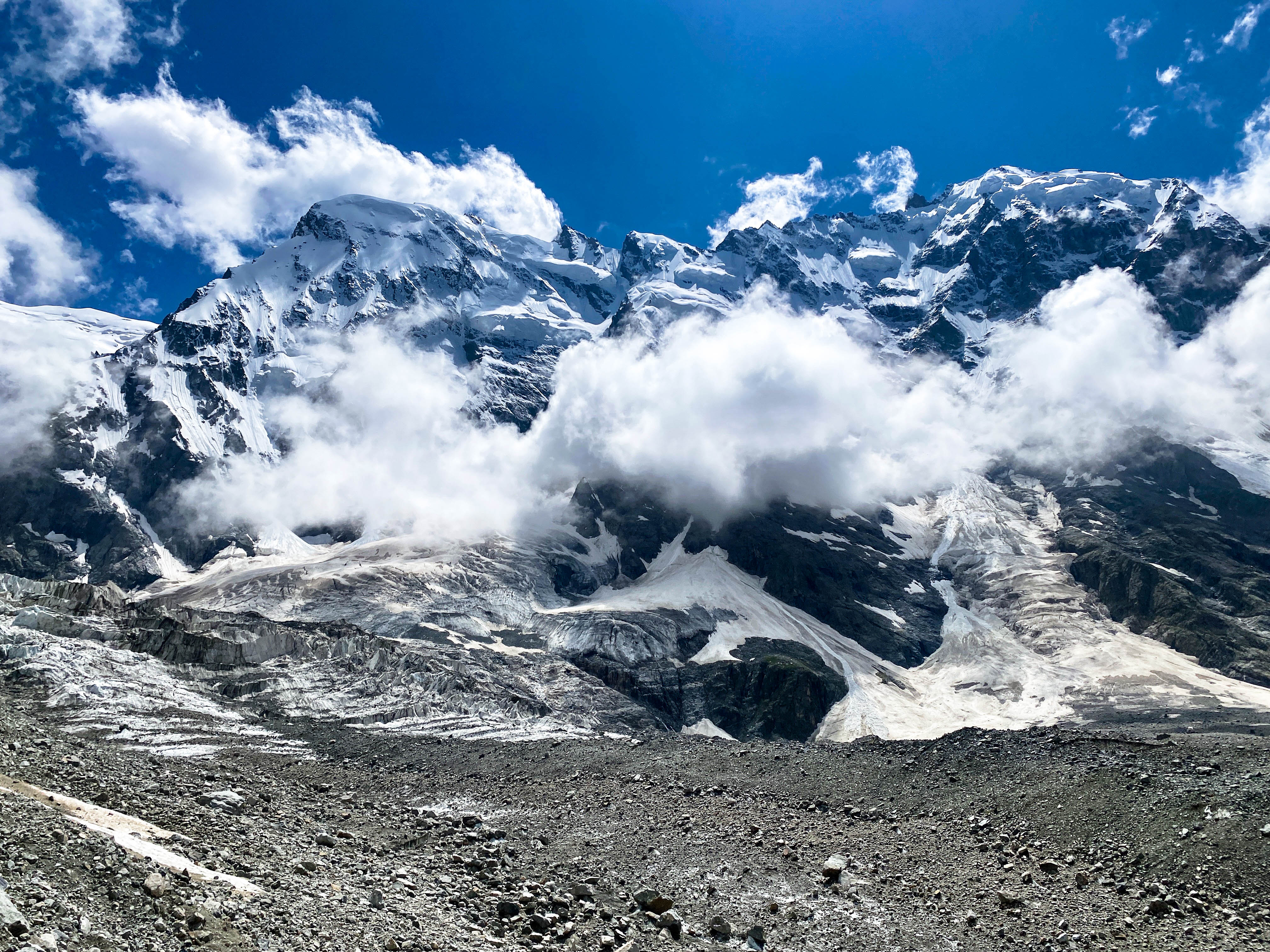 Безенги. Главные стены Кавказа. Палаточный лагерь