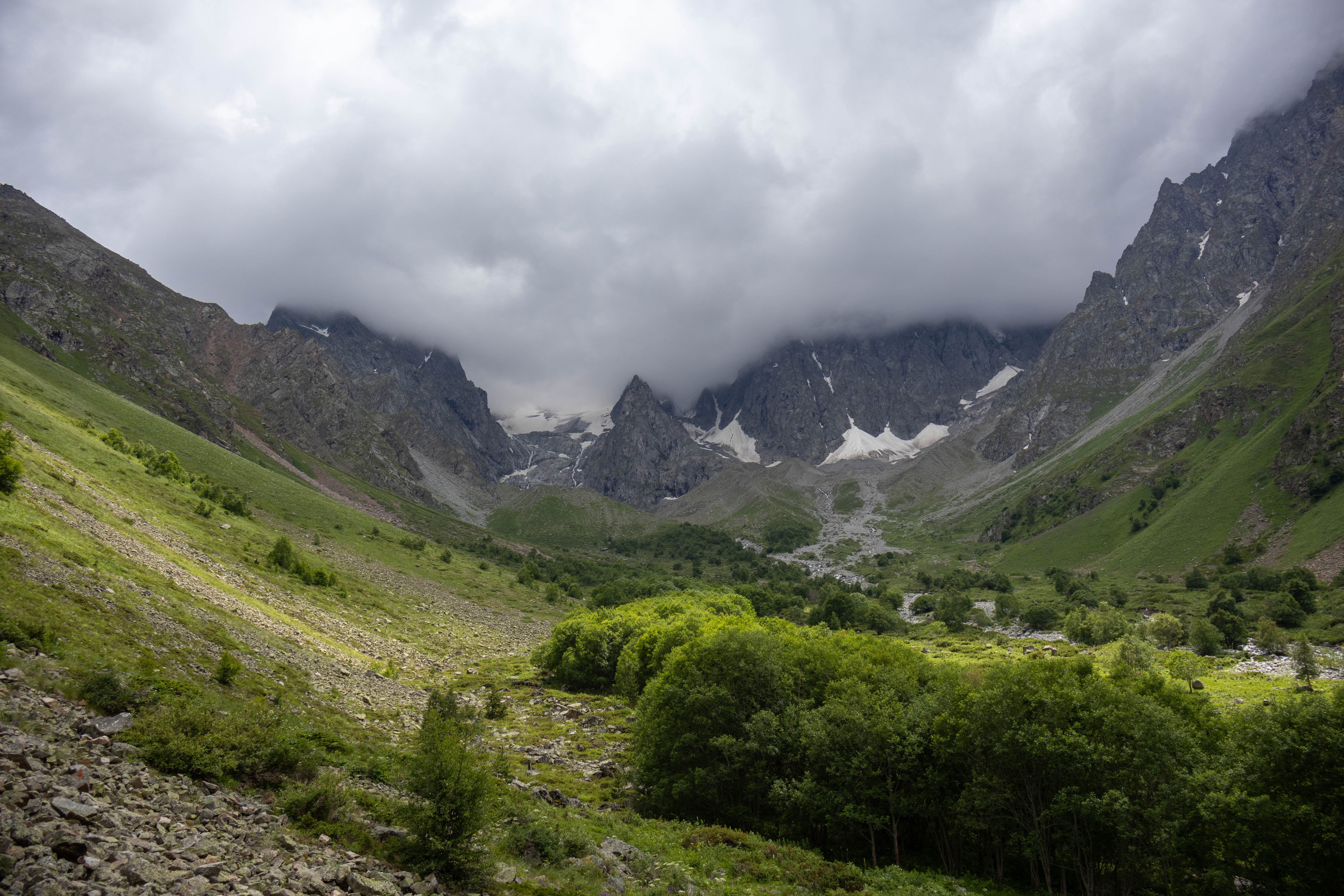 Приэльбрусье - царство горных панорам (18/37)