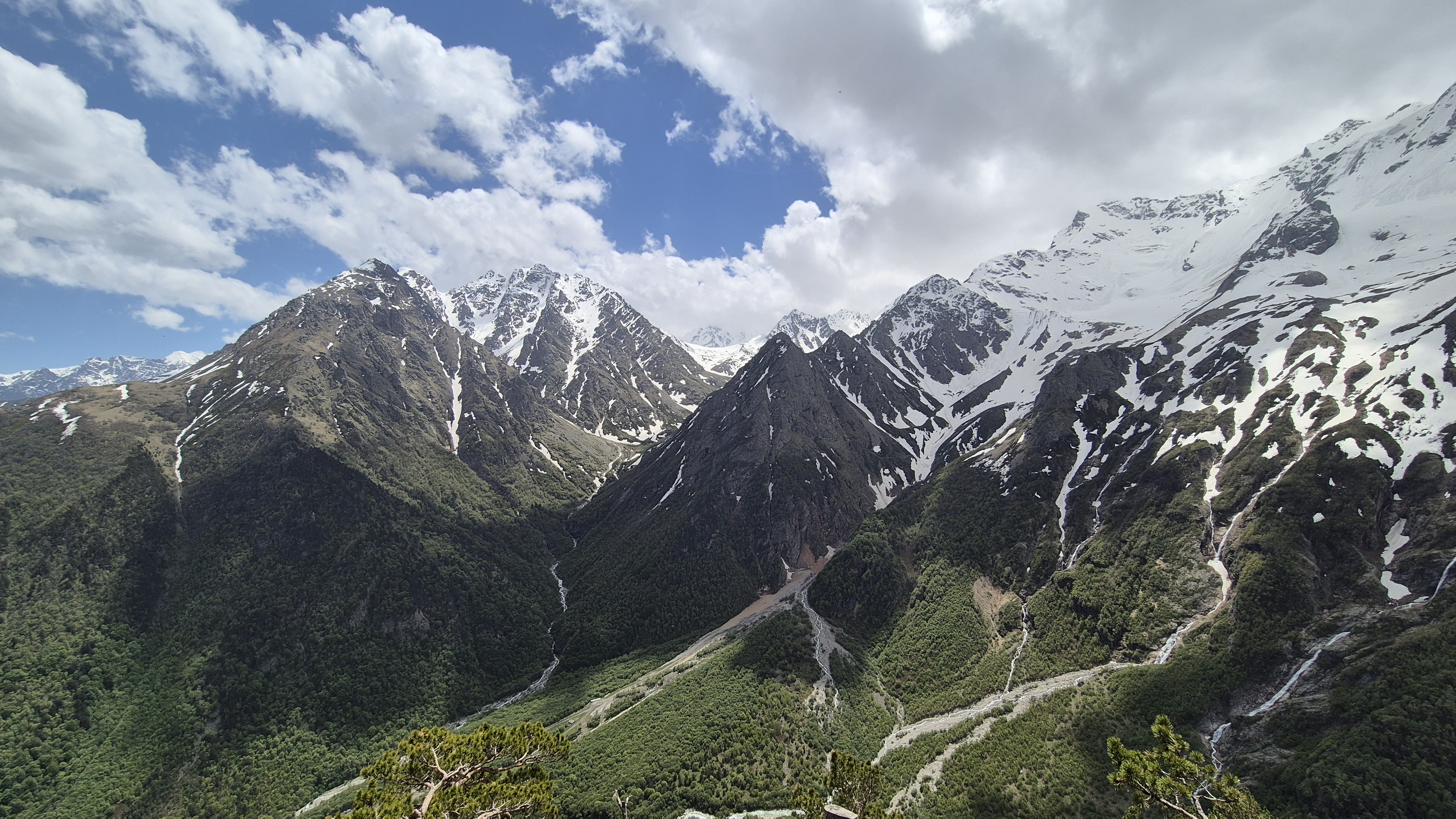 Северная Осетия. Дигорское ущелье. Гостевой дом (22/31)
