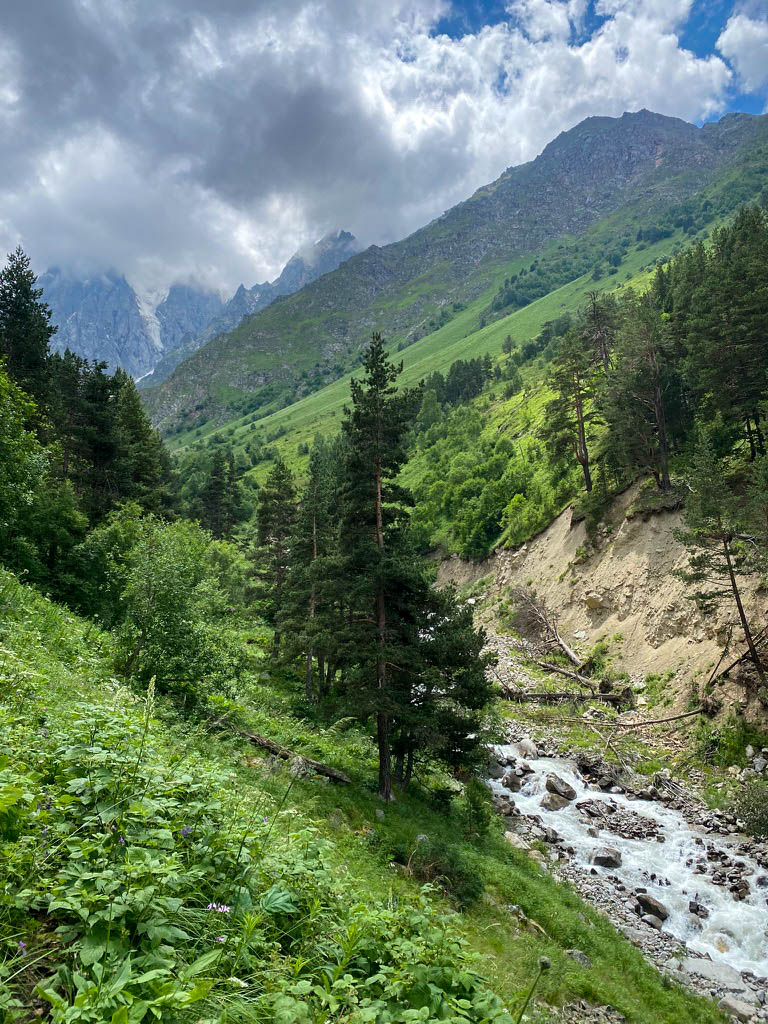 Приэльбрусье - царство горных панорам (16/37)