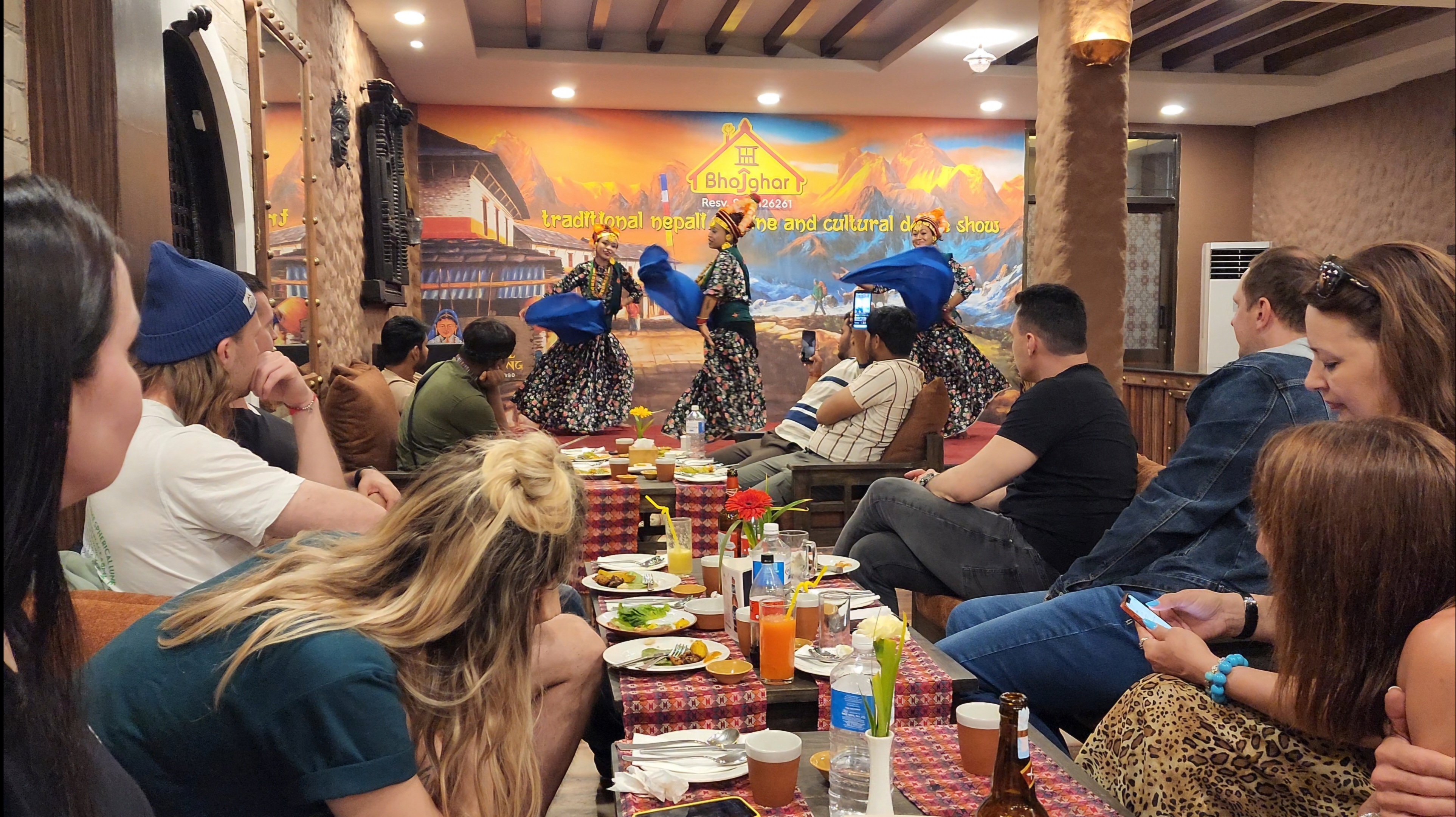 Золотое ожерелье Непала (53/79)