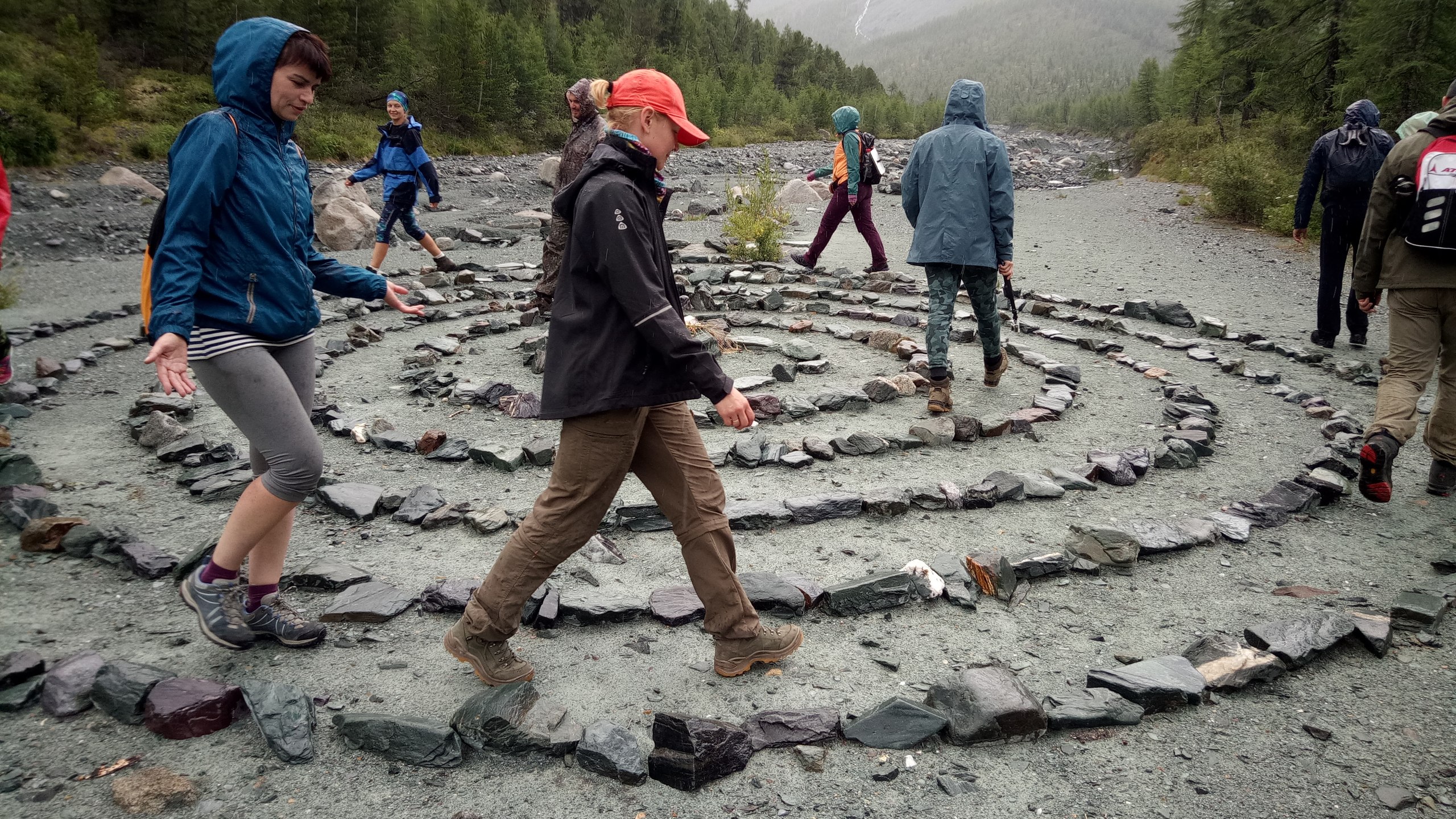 К подножью Белухи и Кучерлинскому озеру (13/43)